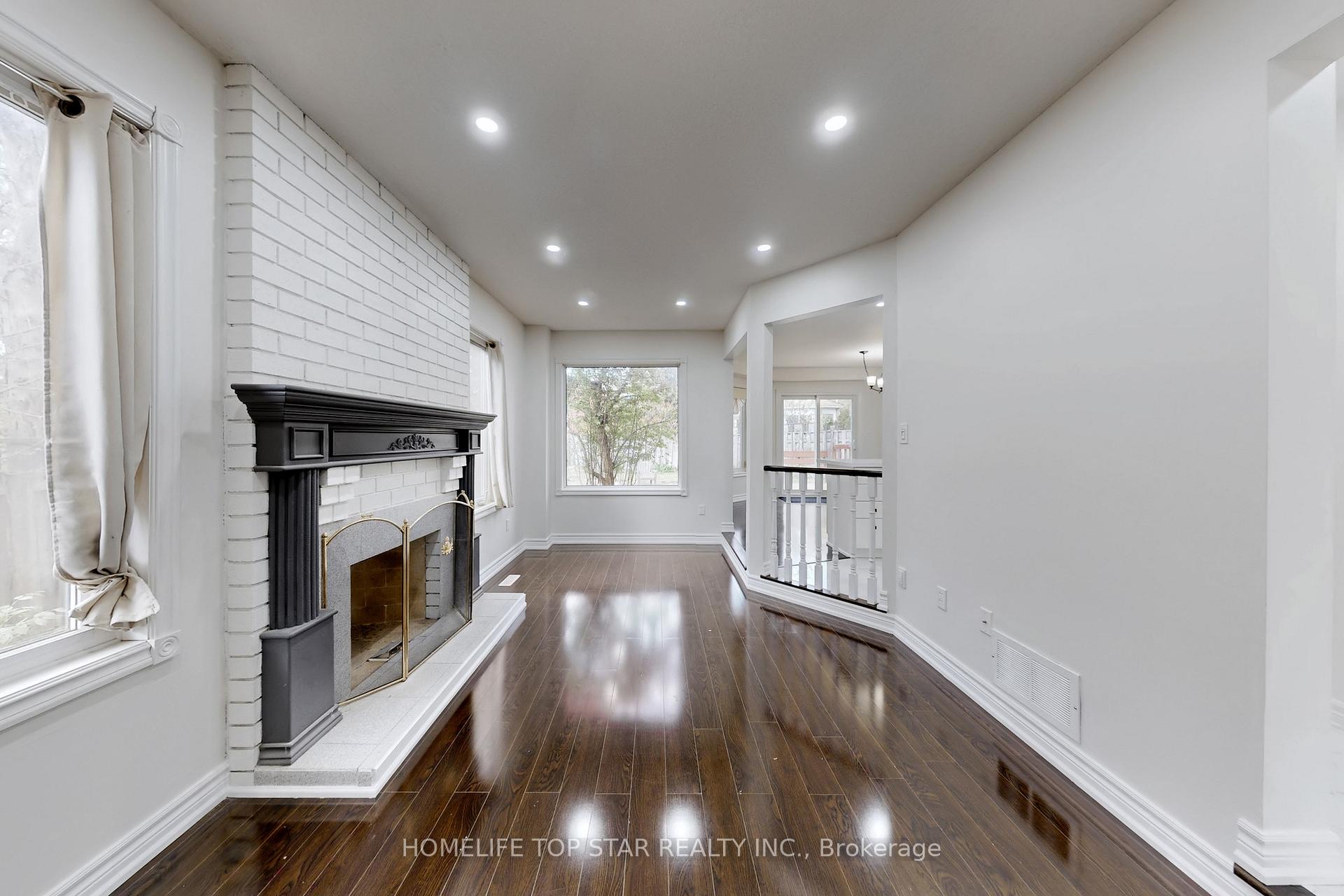 Photo 18 of 76 Burke Drive, Barrie, West Bayfield — HOMEH