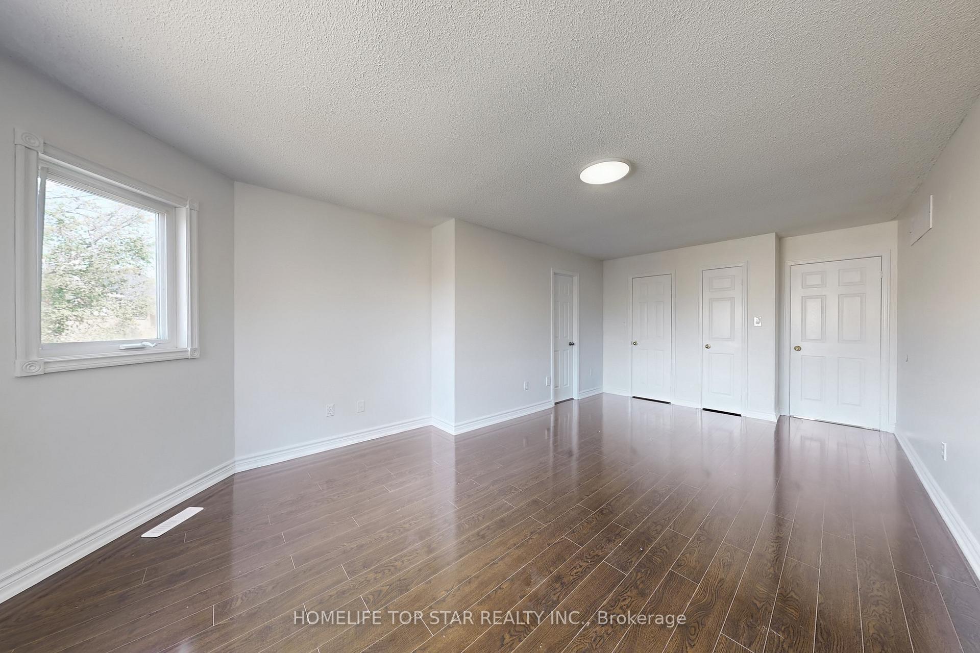 Photo 25 of 76 Burke Drive, Barrie, West Bayfield — HOMEH