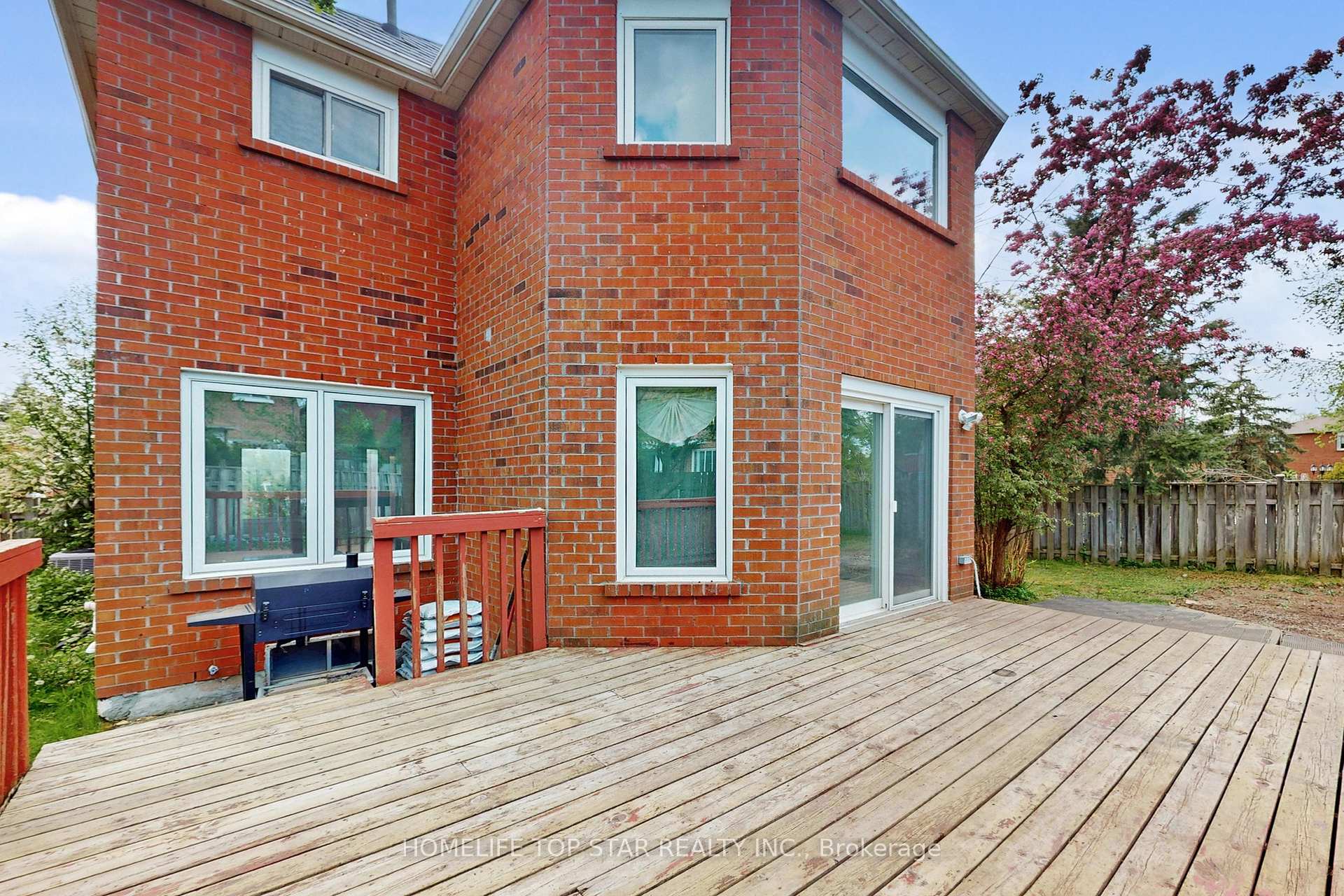 Photo 37 of 76 Burke Drive, Barrie, West Bayfield — HOMEH
