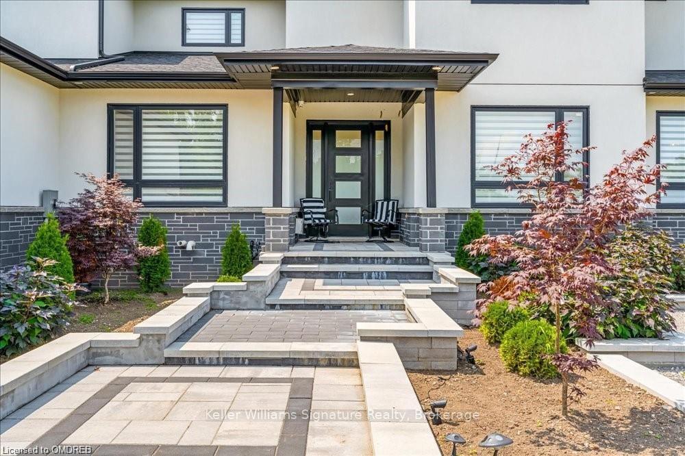 Photo 3 of 37 Eleventh Road E, Hamilton, Rural Stoney Creek — HOMEH