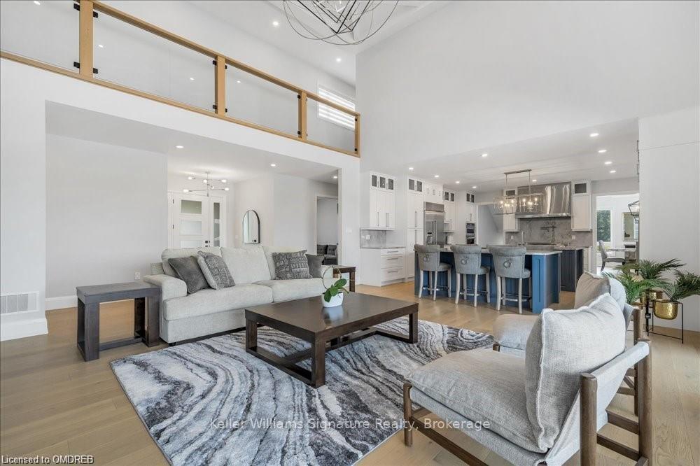 Photo 5 of 37 Eleventh Road E, Hamilton, Rural Stoney Creek — HOMEH