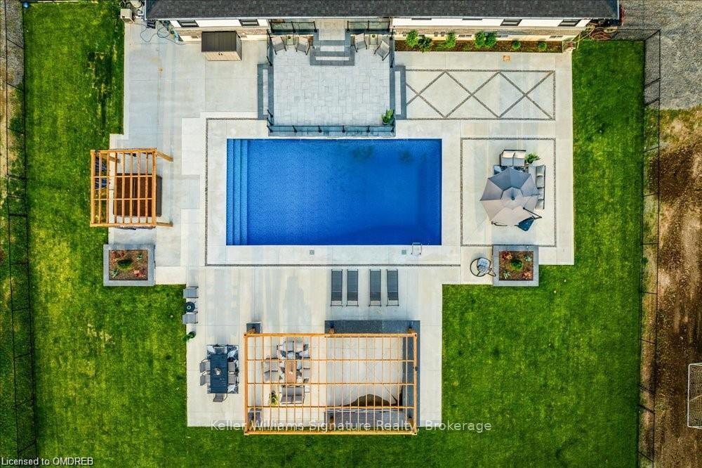 Photo 31 of 37 Eleventh Road E, Hamilton, Rural Stoney Creek — HOMEH