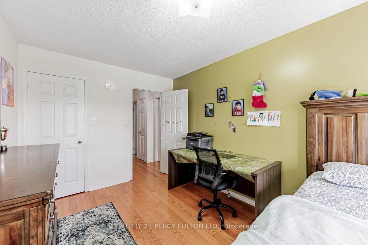 Photo 23 of 319 Delaney Drive, Ajax, Central West — HOMEH