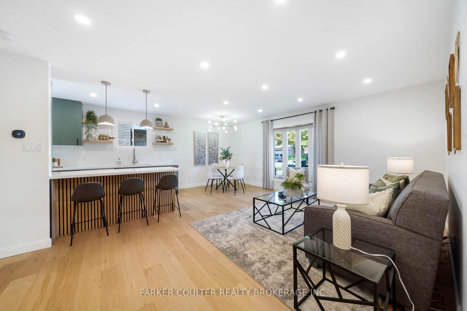 Photo 7 of 17 Shelley Lane, Barrie, Letitia Heights — HOMEH