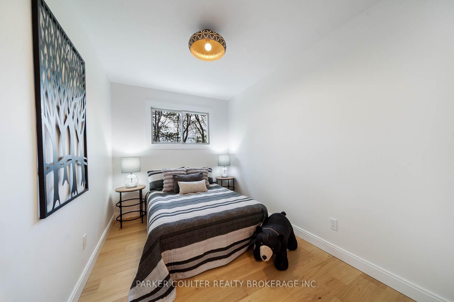 Photo 22 of 17 Shelley Lane, Barrie, Letitia Heights — HOMEH