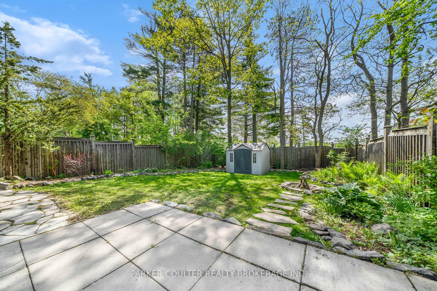 Photo 36 of 17 Shelley Lane, Barrie, Letitia Heights — HOMEH