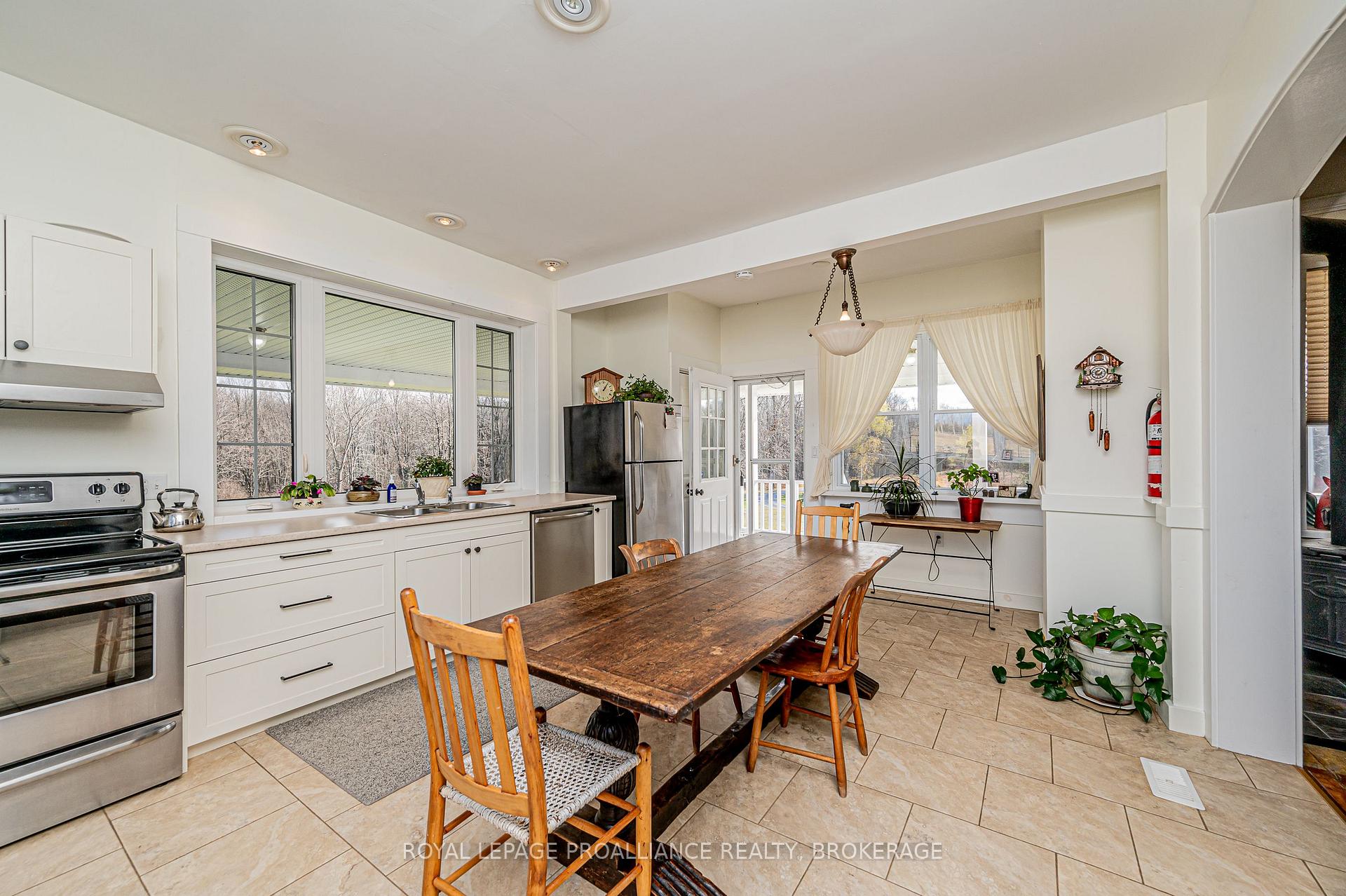 Photo 8 of 4854 Colebrook Road, Frontenac, Frontenac South — HOMEH
