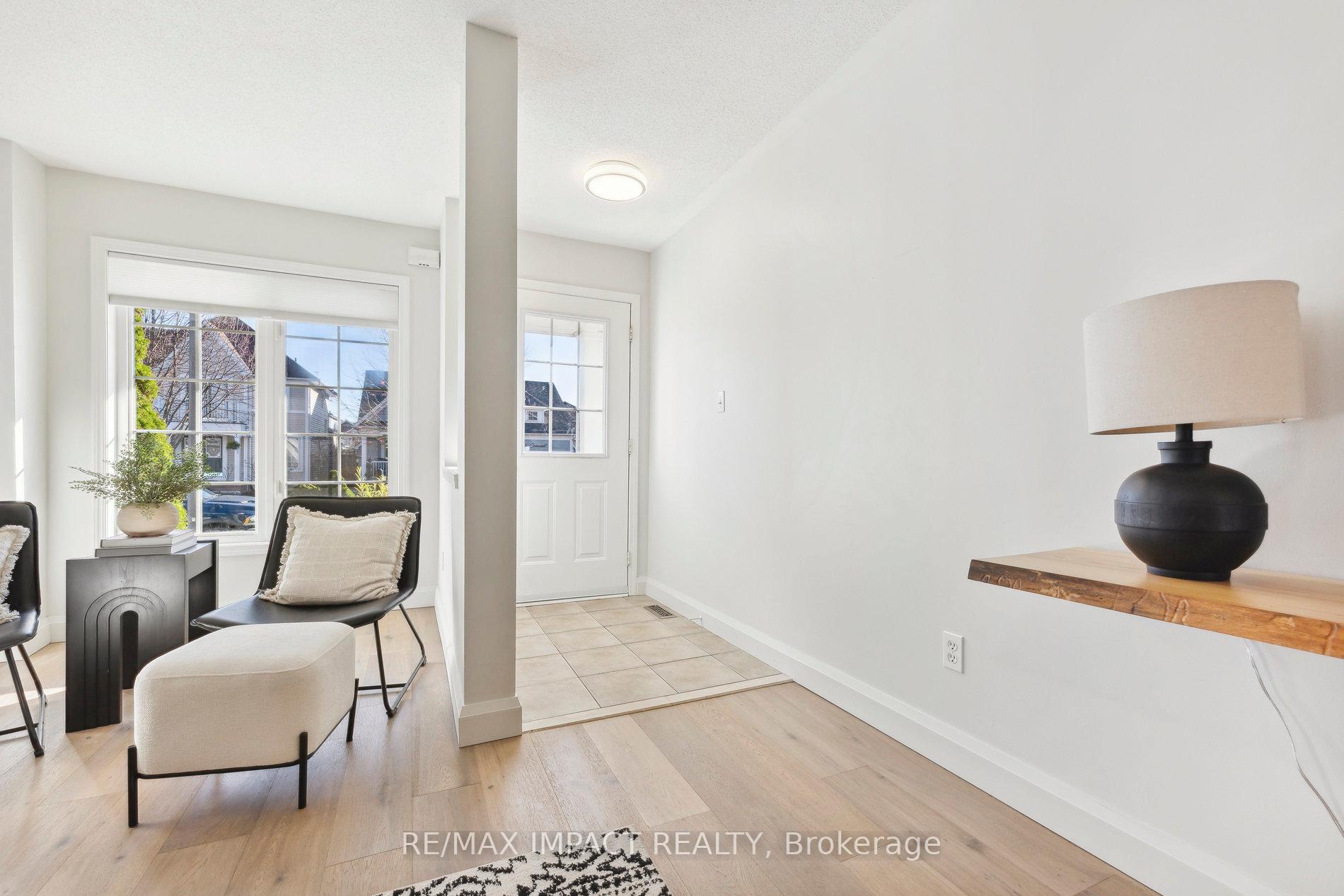 Photo 4 of 10 Caldwell Crescent, Clarington, Newcastle — HOMEH