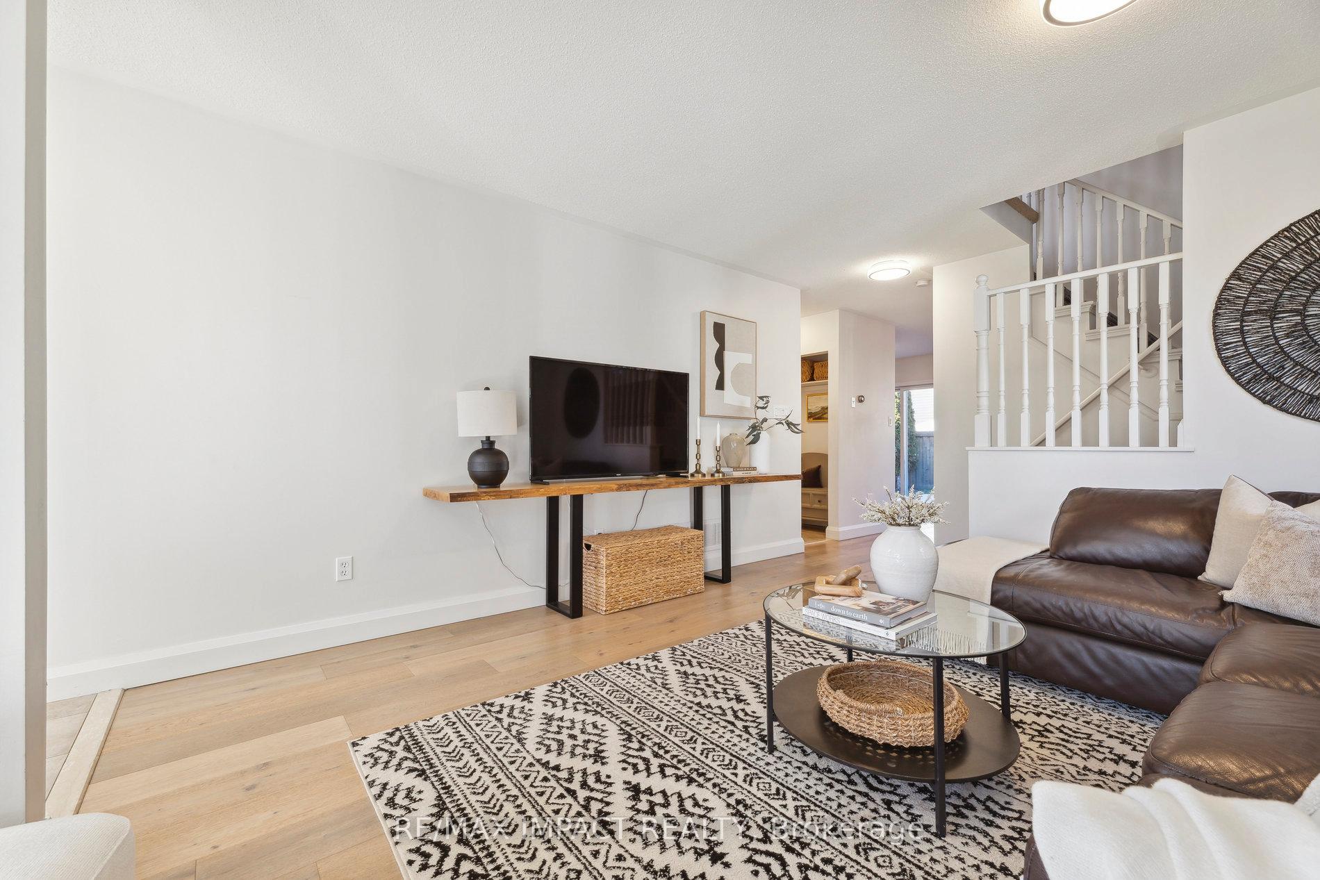 Photo 6 of 10 Caldwell Crescent, Clarington, Newcastle — HOMEH