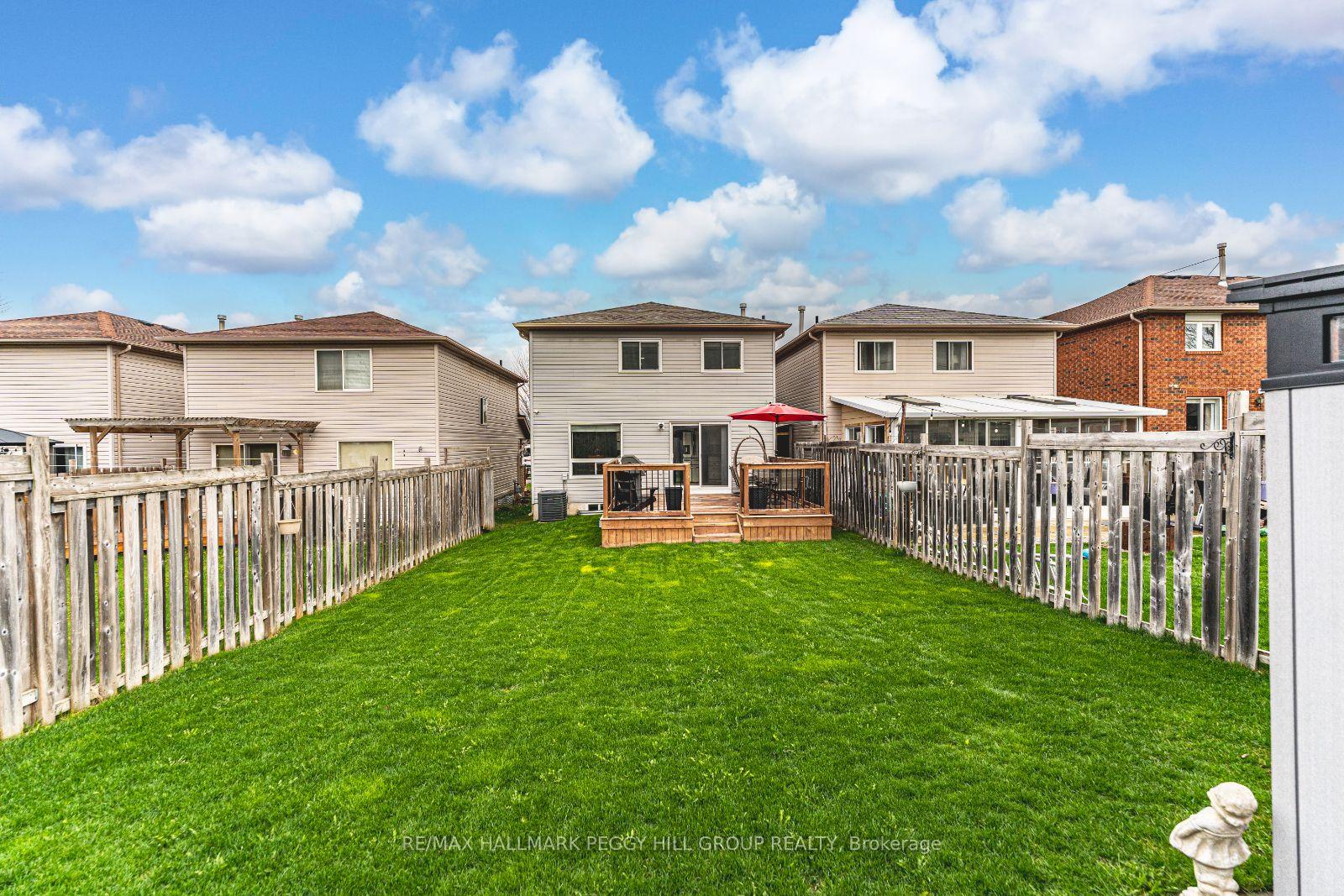 Photo 18 of 147 Nathan Crescent, Barrie, Painswick South — HOMEH