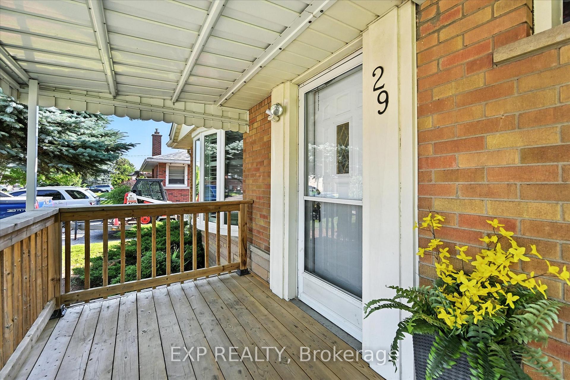 Photo 2 of 29 West 21st Street, Hamilton, Westcliffe — HOMEH