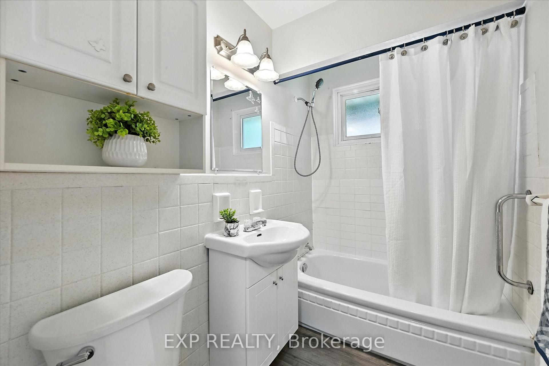 Photo 8 of 29 West 21st Street, Hamilton, Westcliffe — HOMEH