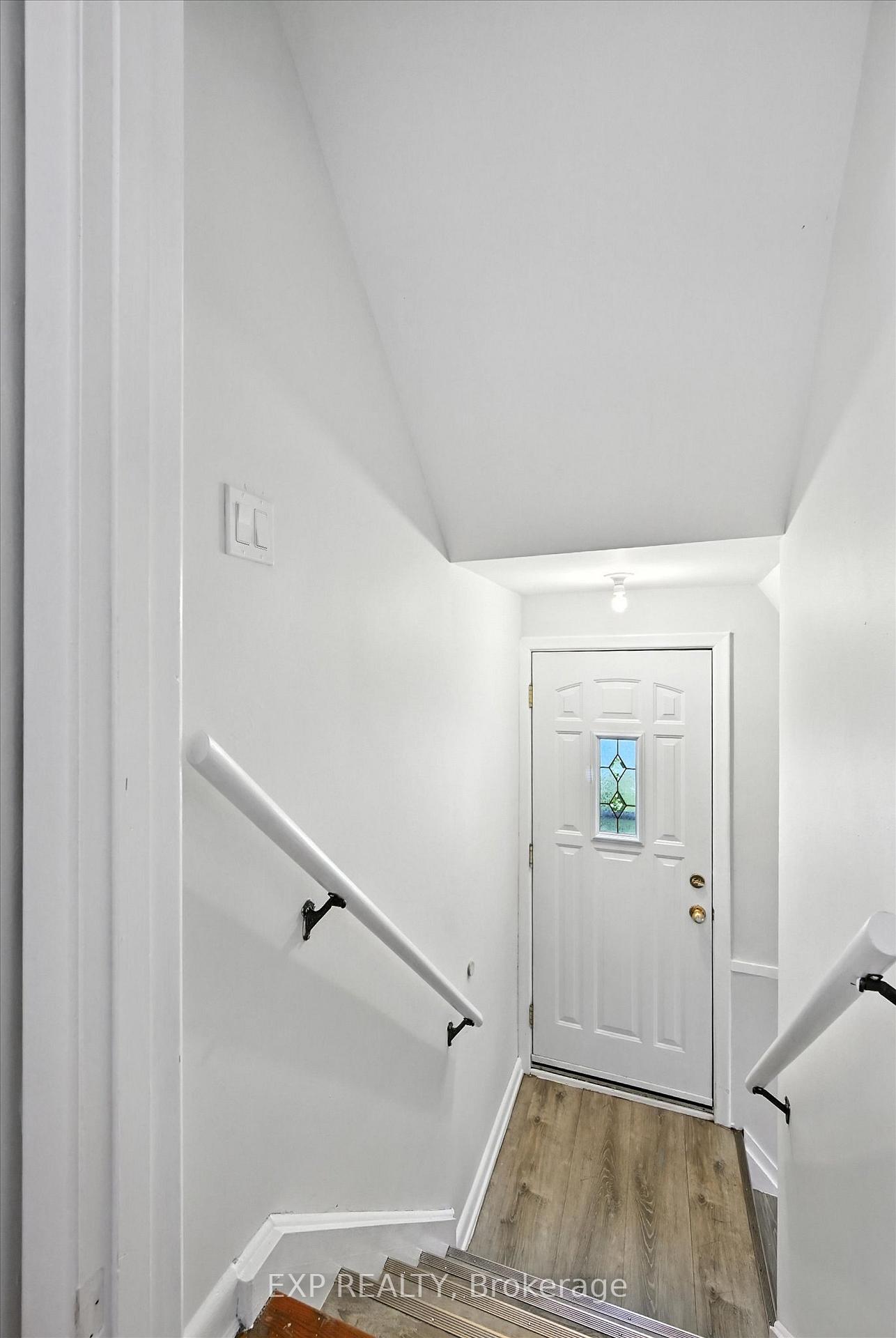 Photo 15 of 29 West 21st Street, Hamilton, Westcliffe — HOMEH