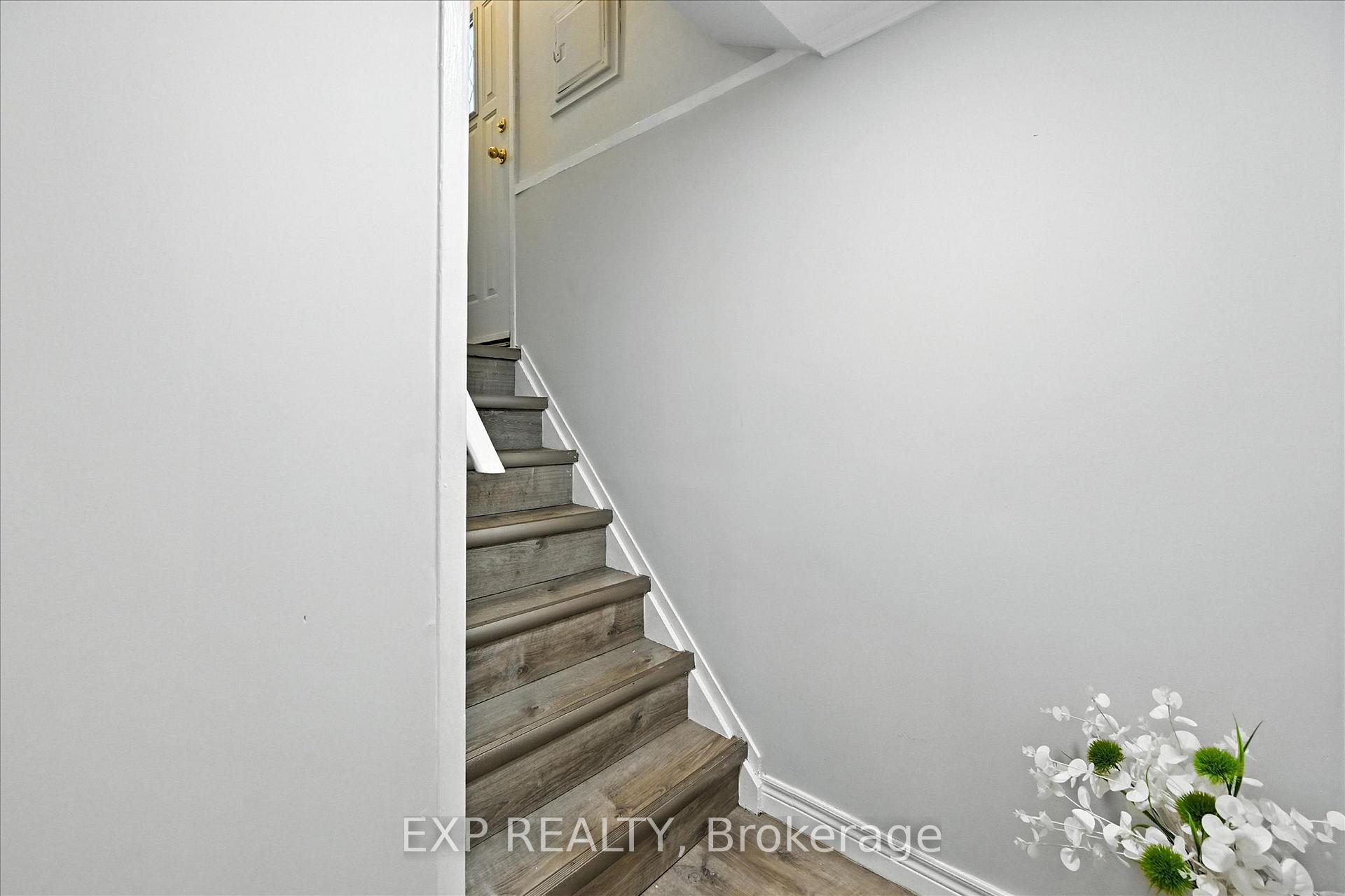 Photo 17 of 29 West 21st Street, Hamilton, Westcliffe — HOMEH