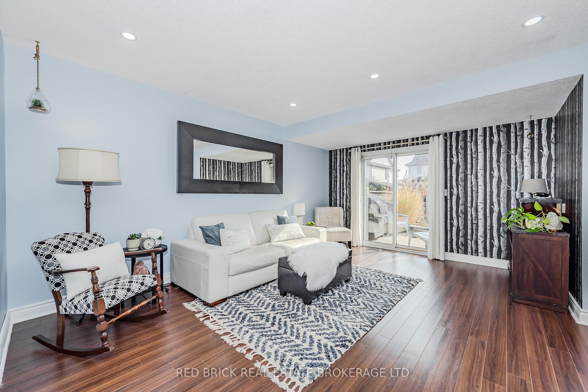 Photo 6 of 256 Starwood Drive, Guelph, Grange Road — HOMEH