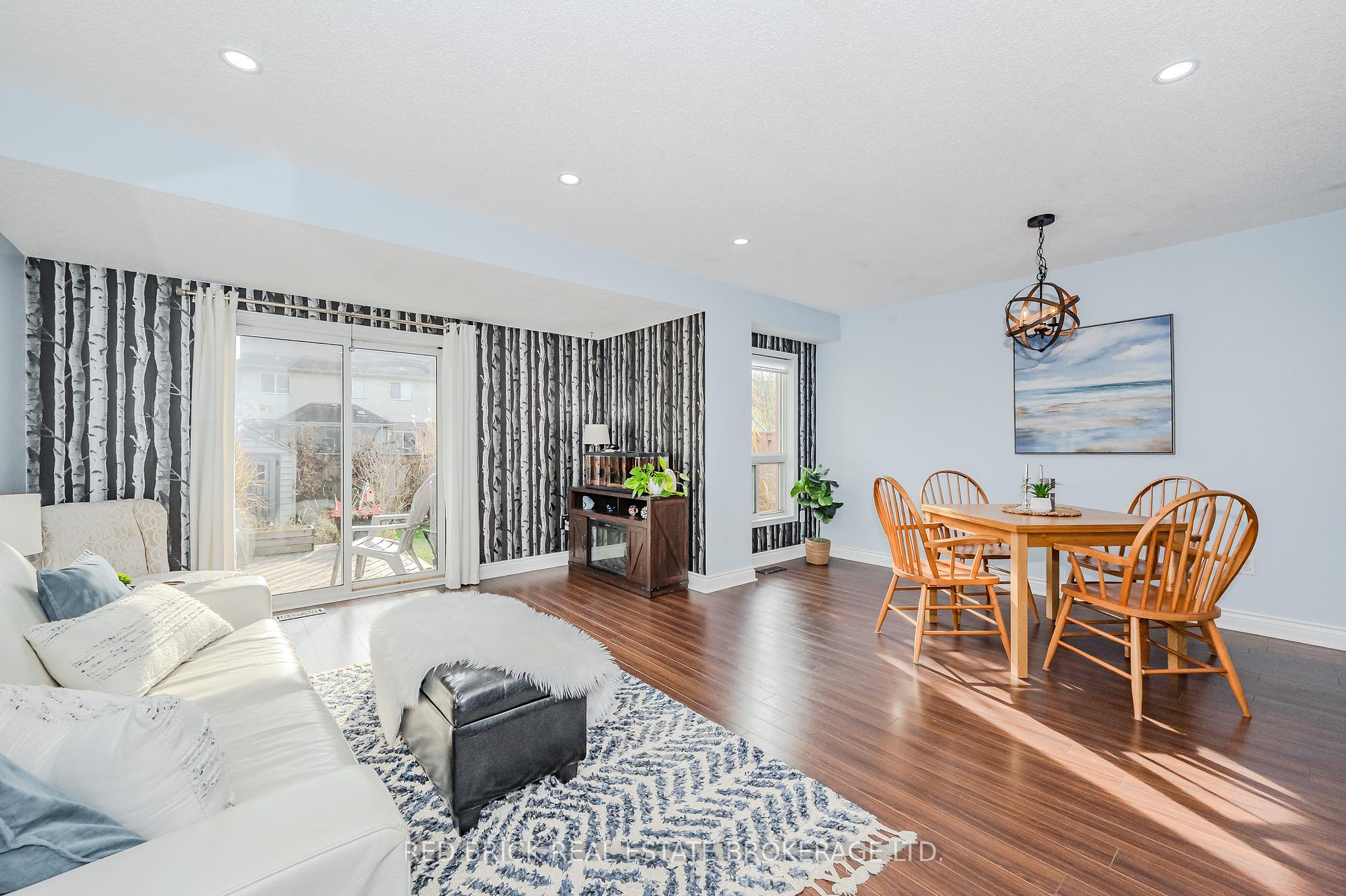 Photo 8 of 256 Starwood Drive, Guelph, Grange Road — HOMEH