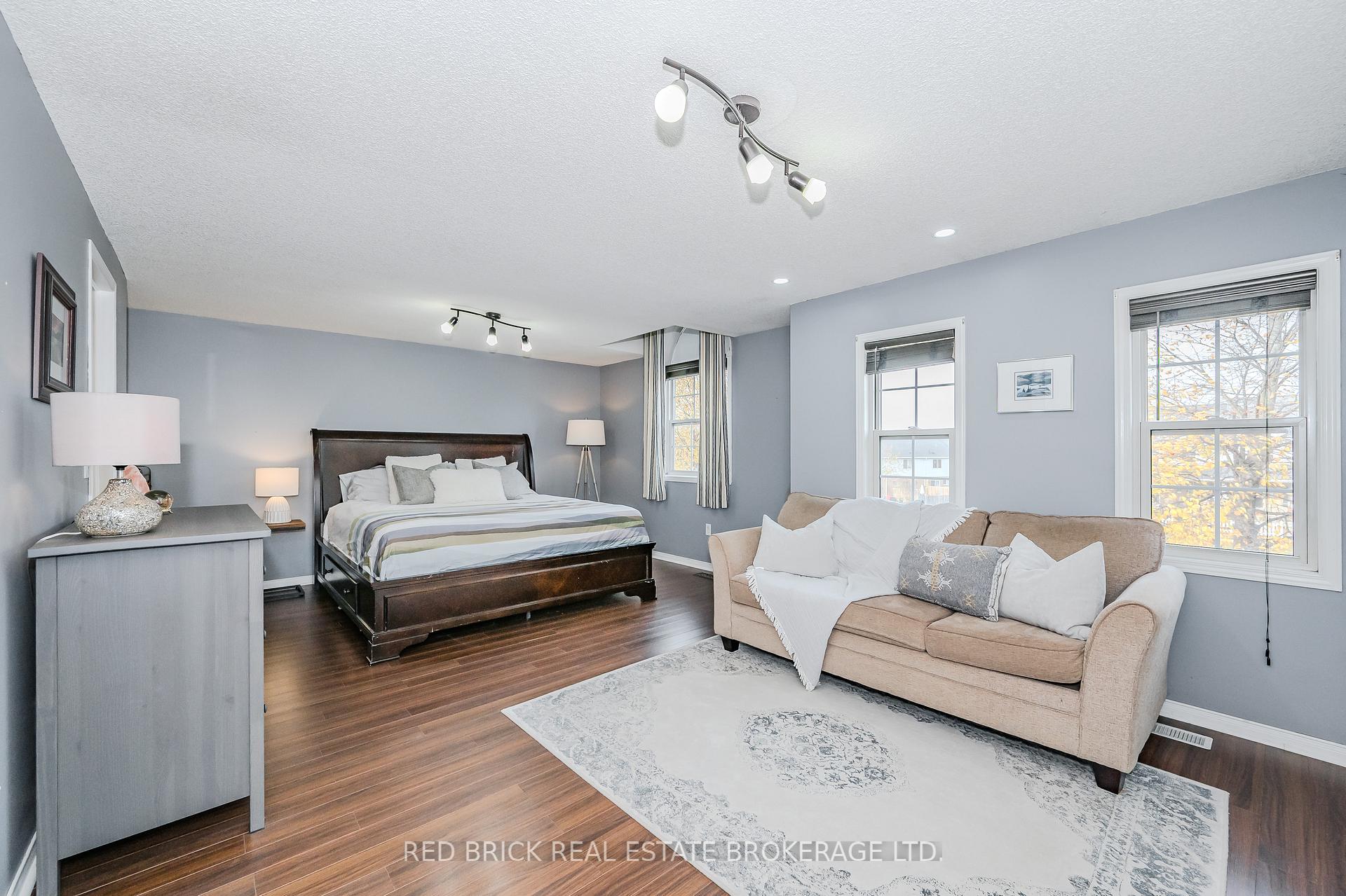 Photo 18 of 256 Starwood Drive, Guelph, Grange Road — HOMEH