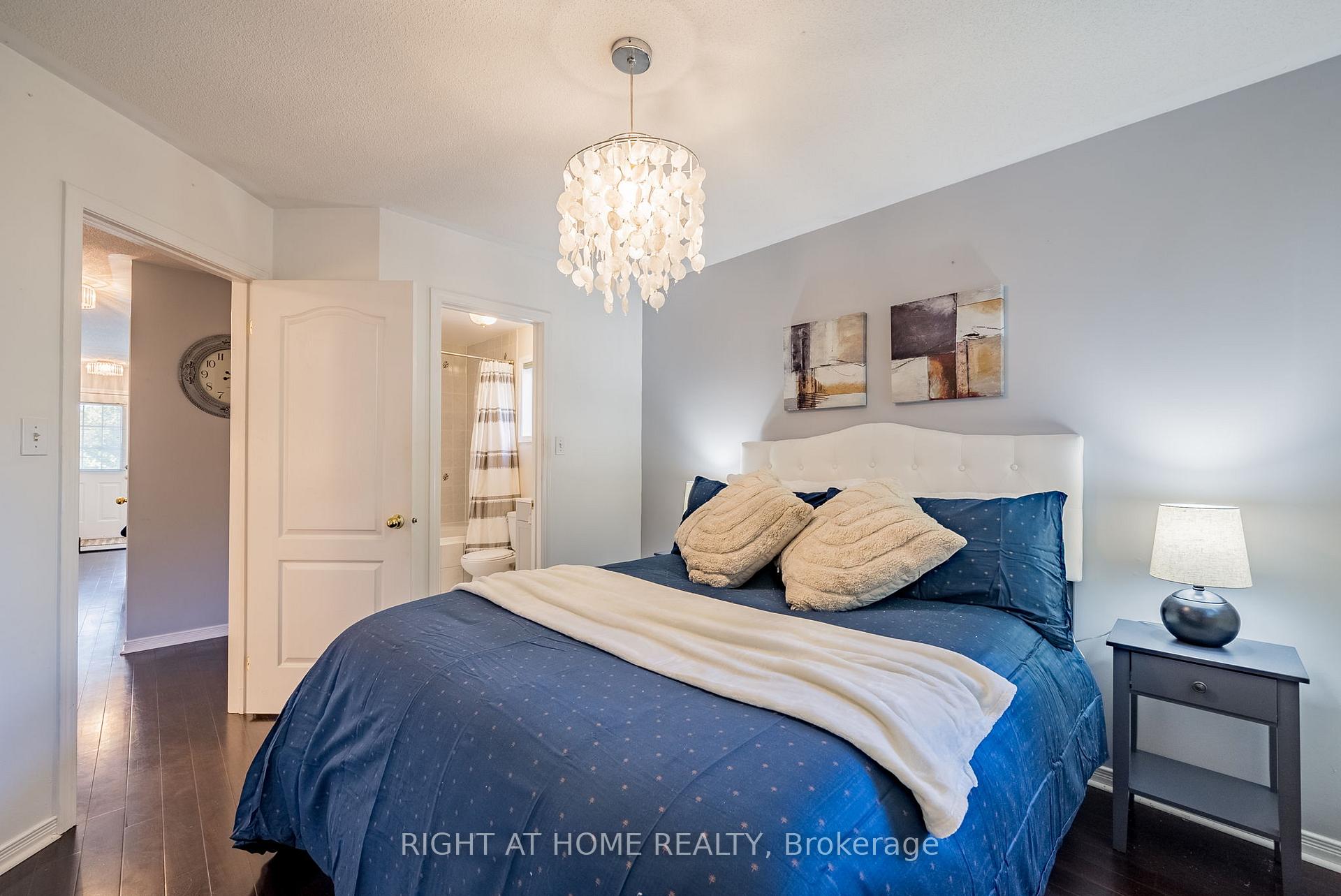 Photo 9 of 43 Waterview Lane, Clarington, Newcastle — HOMEH