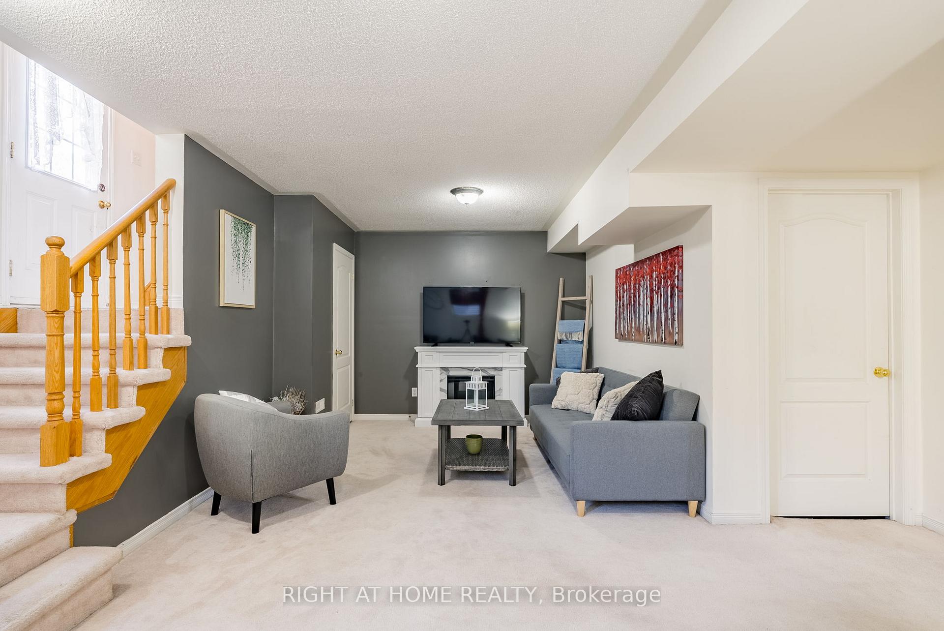 Photo 22 of 43 Waterview Lane, Clarington, Newcastle — HOMEH