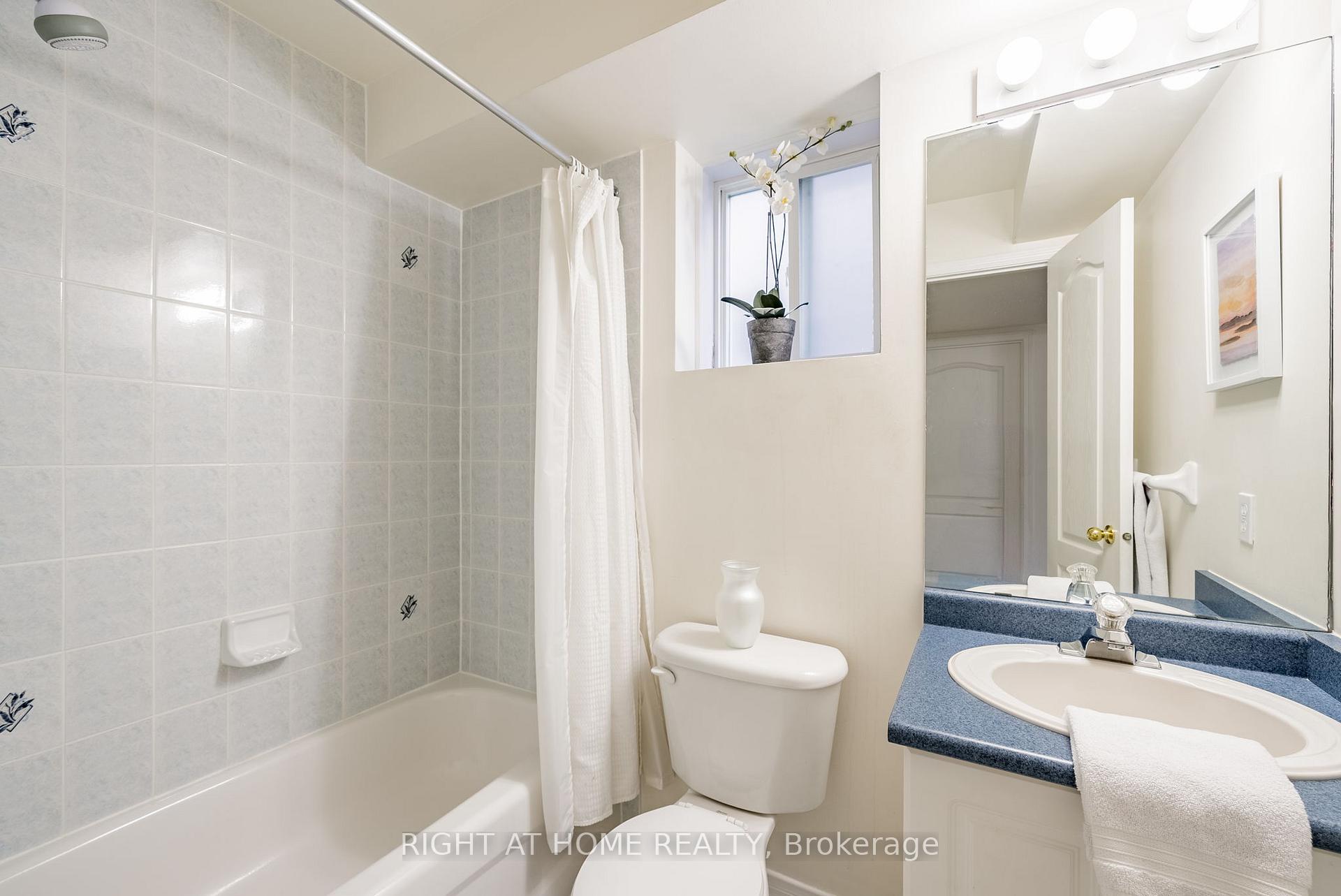 Photo 26 of 43 Waterview Lane, Clarington, Newcastle — HOMEH
