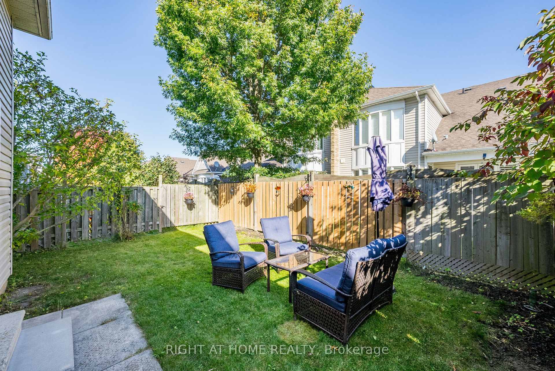 Photo 31 of 43 Waterview Lane, Clarington, Newcastle — HOMEH
