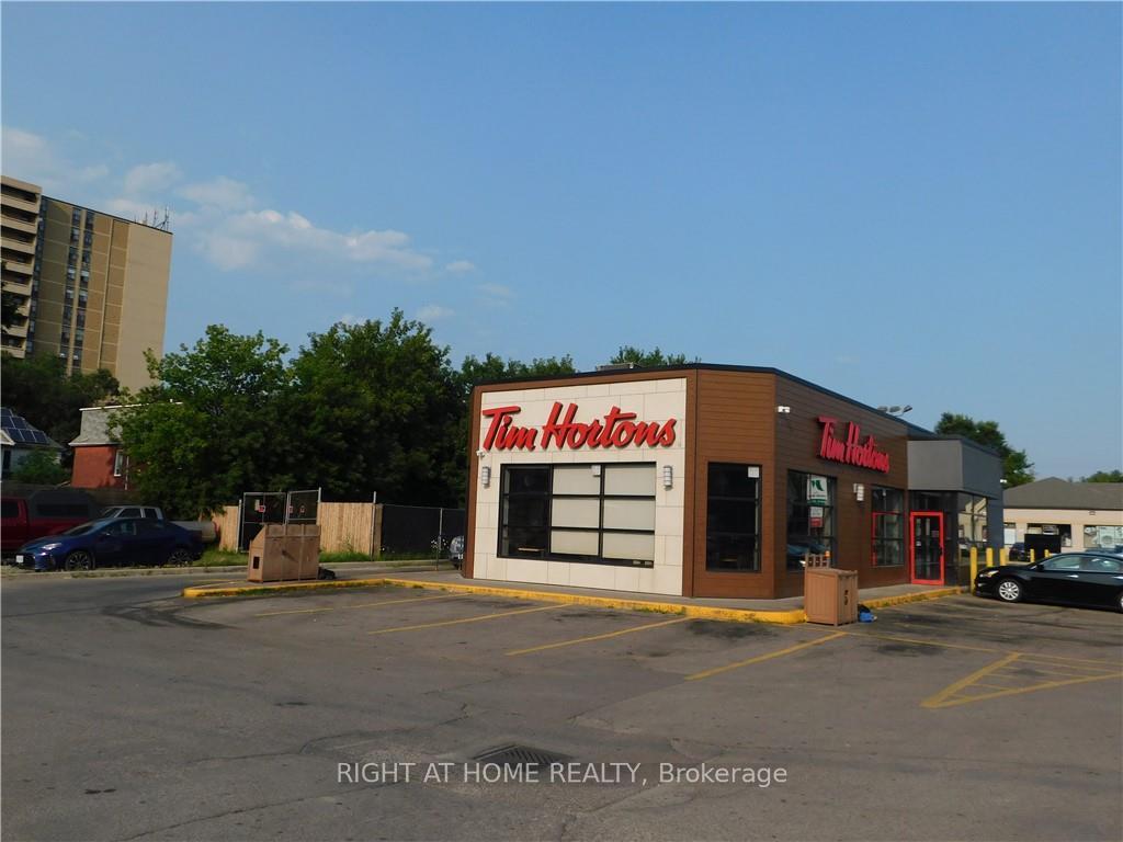 Photo 24 of 8 Harvey Street, Hamilton, Gibson — HOMEH