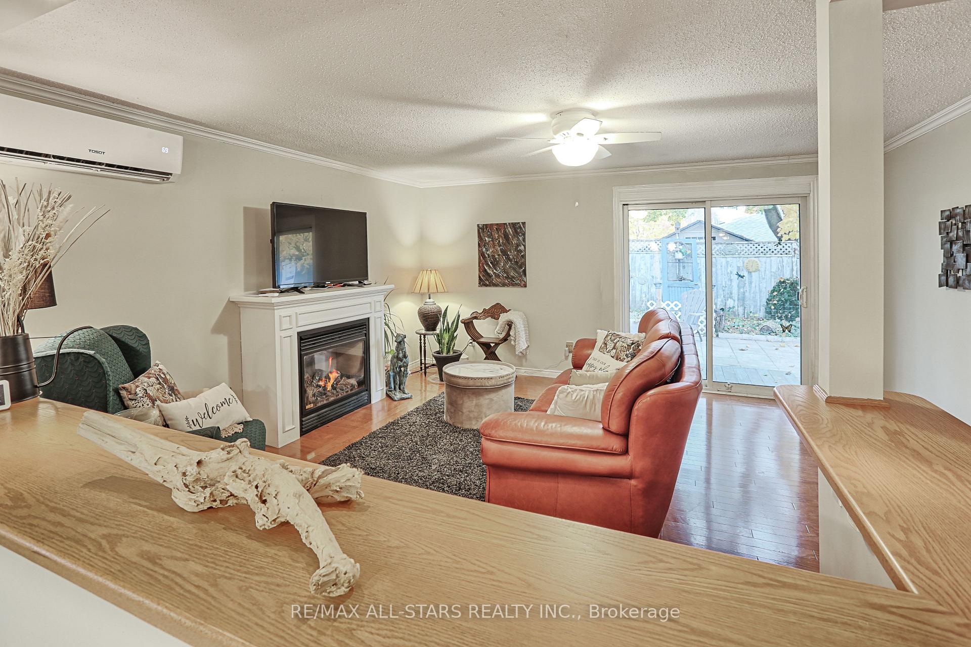 Photo 7 of 76 Fairmeadow Drive, Guelph, Willow West/Sugarbush/West Acres — HOMEH
