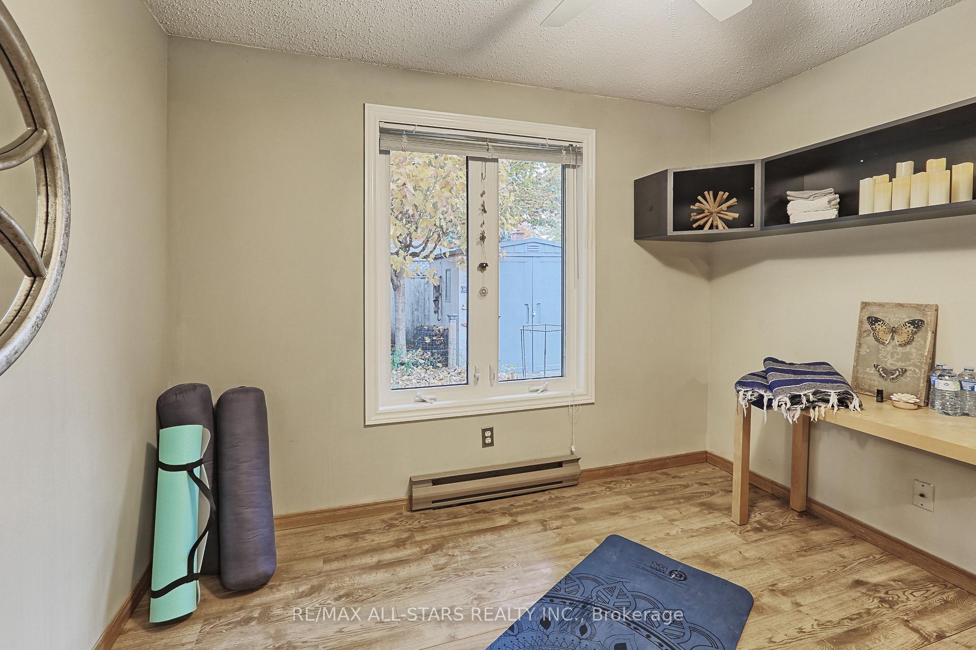 Photo 61 of 76 Fairmeadow Drive, Guelph, Willow West/Sugarbush/West Acres — HOMEH