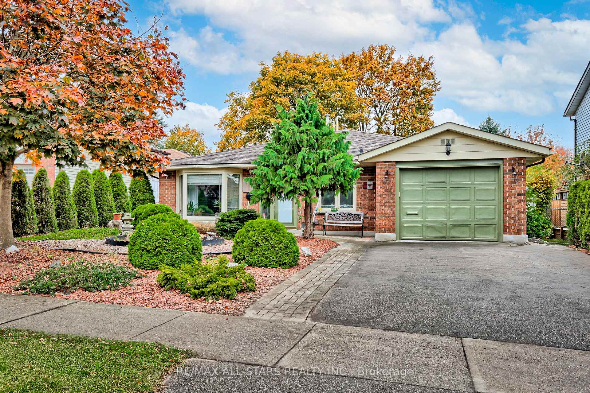 Photo 22 of 76 Fairmeadow Drive, Guelph, Willow West/Sugarbush/West Acres — HOMEH