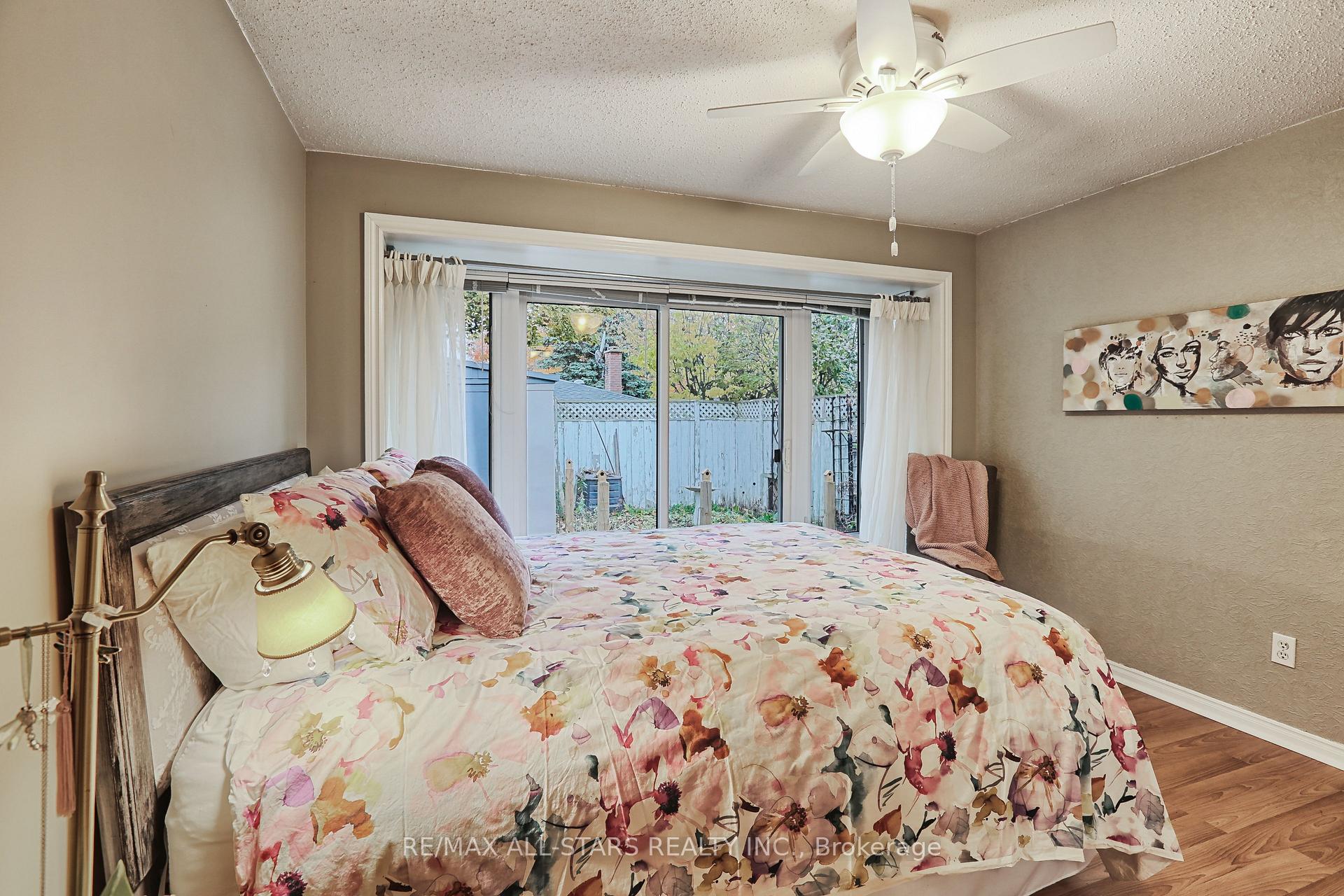 Photo 41 of 76 Fairmeadow Drive, Guelph, Willow West/Sugarbush/West Acres — HOMEH