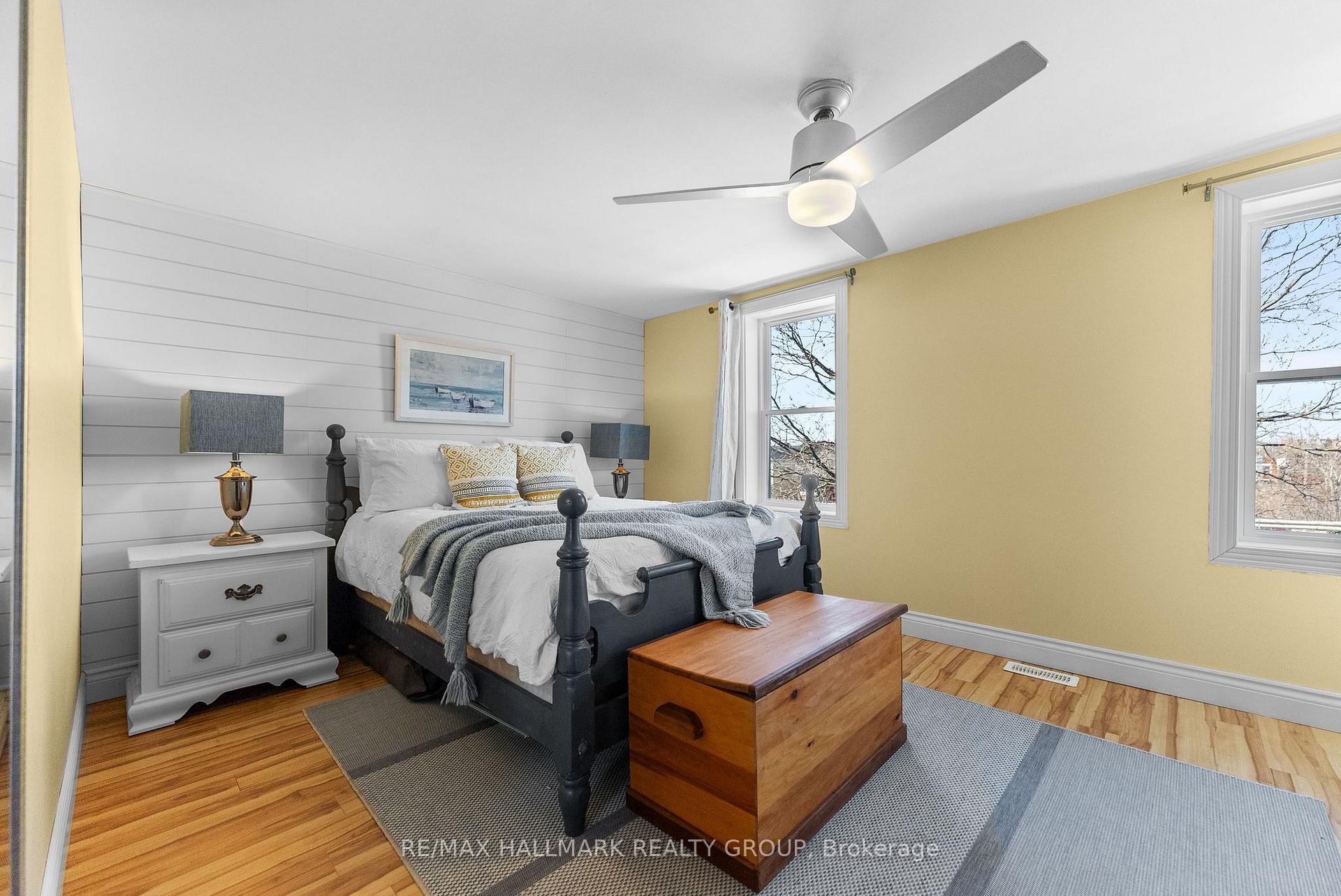 Photo 31 of 528 Lower Byron Avenue, Ottawa, McKellar/Highland — HOMEH