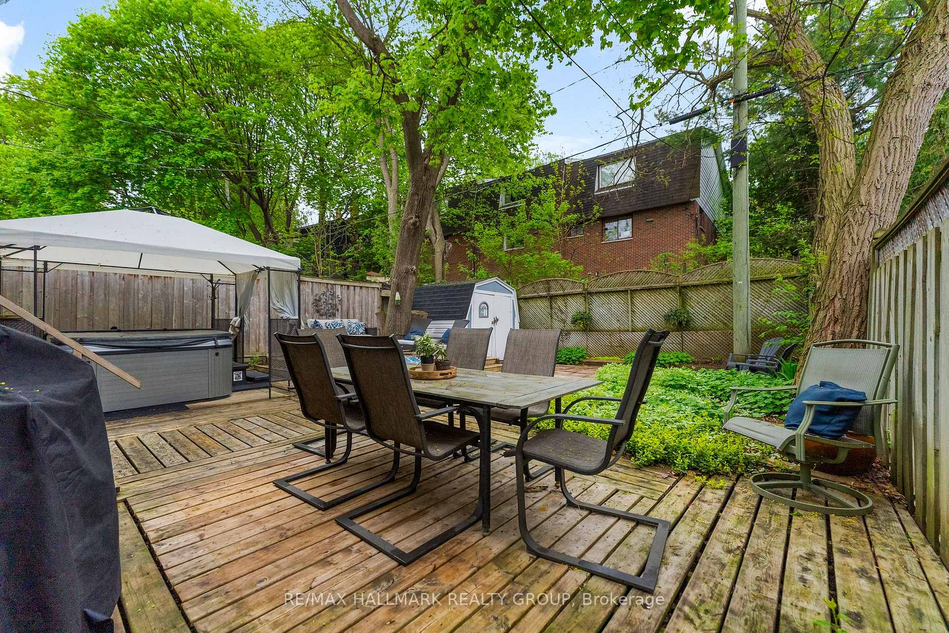 Photo 39 of 528 Lower Byron Avenue, Ottawa, McKellar/Highland — HOMEH