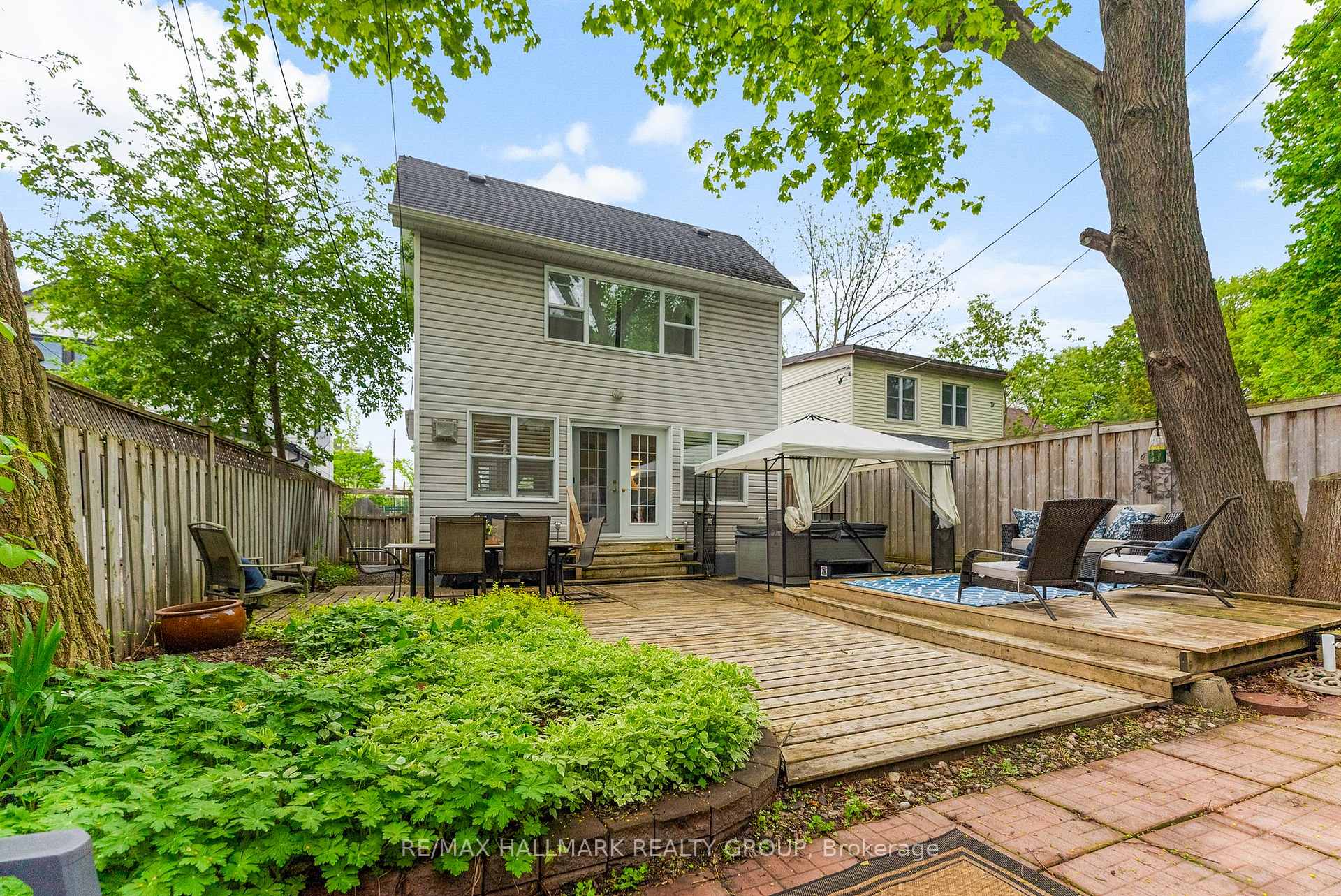 Photo 42 of 528 Lower Byron Avenue, Ottawa, McKellar/Highland — HOMEH