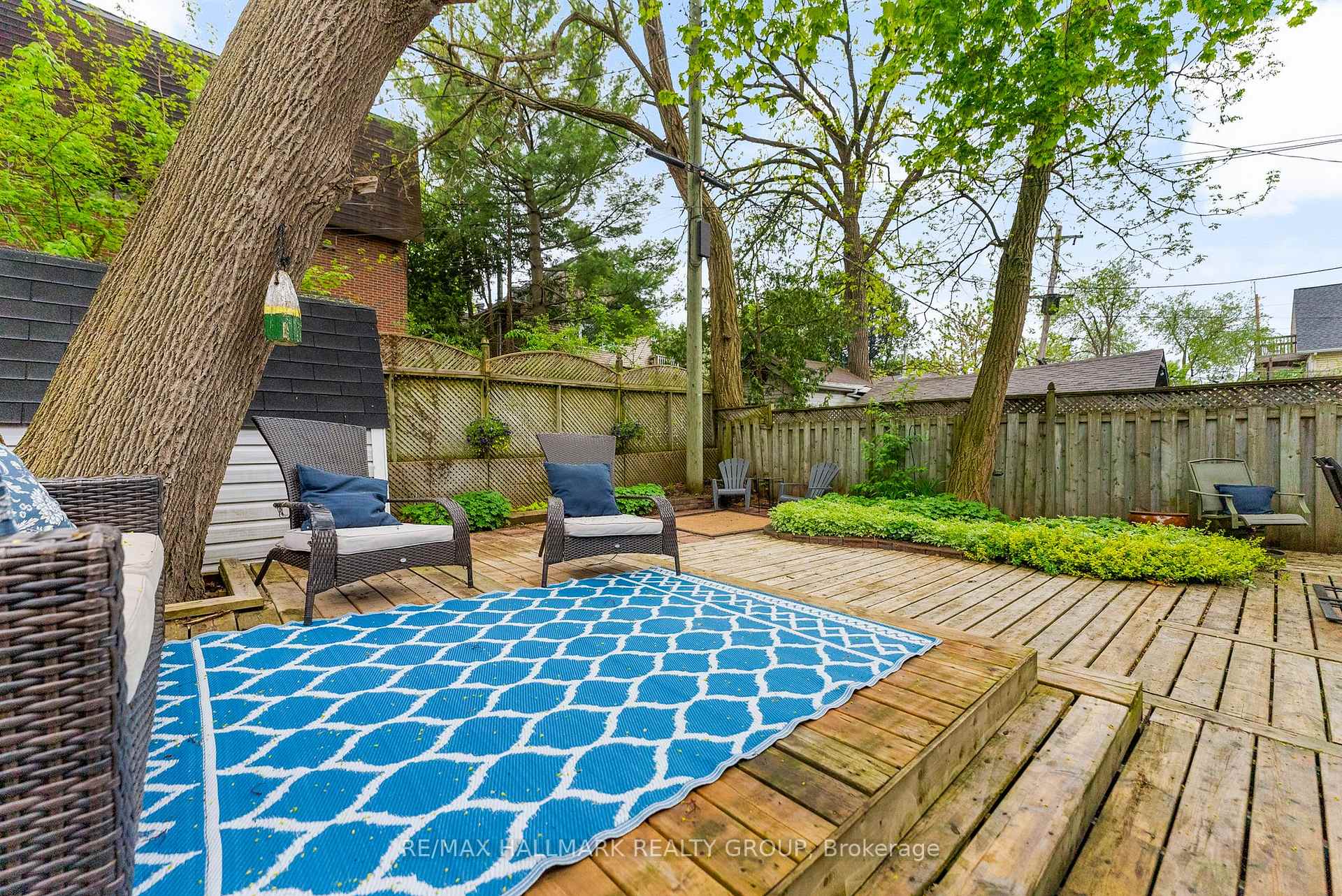Photo 43 of 528 Lower Byron Avenue, Ottawa, McKellar/Highland — HOMEH