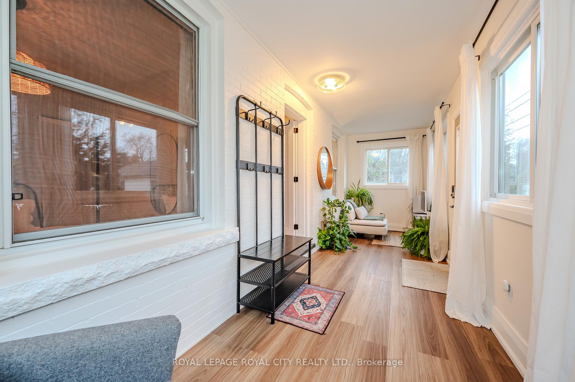 Photo 10 of 33 Audrey Avenue, Guelph, St. Patrick's Ward — HOMEH
