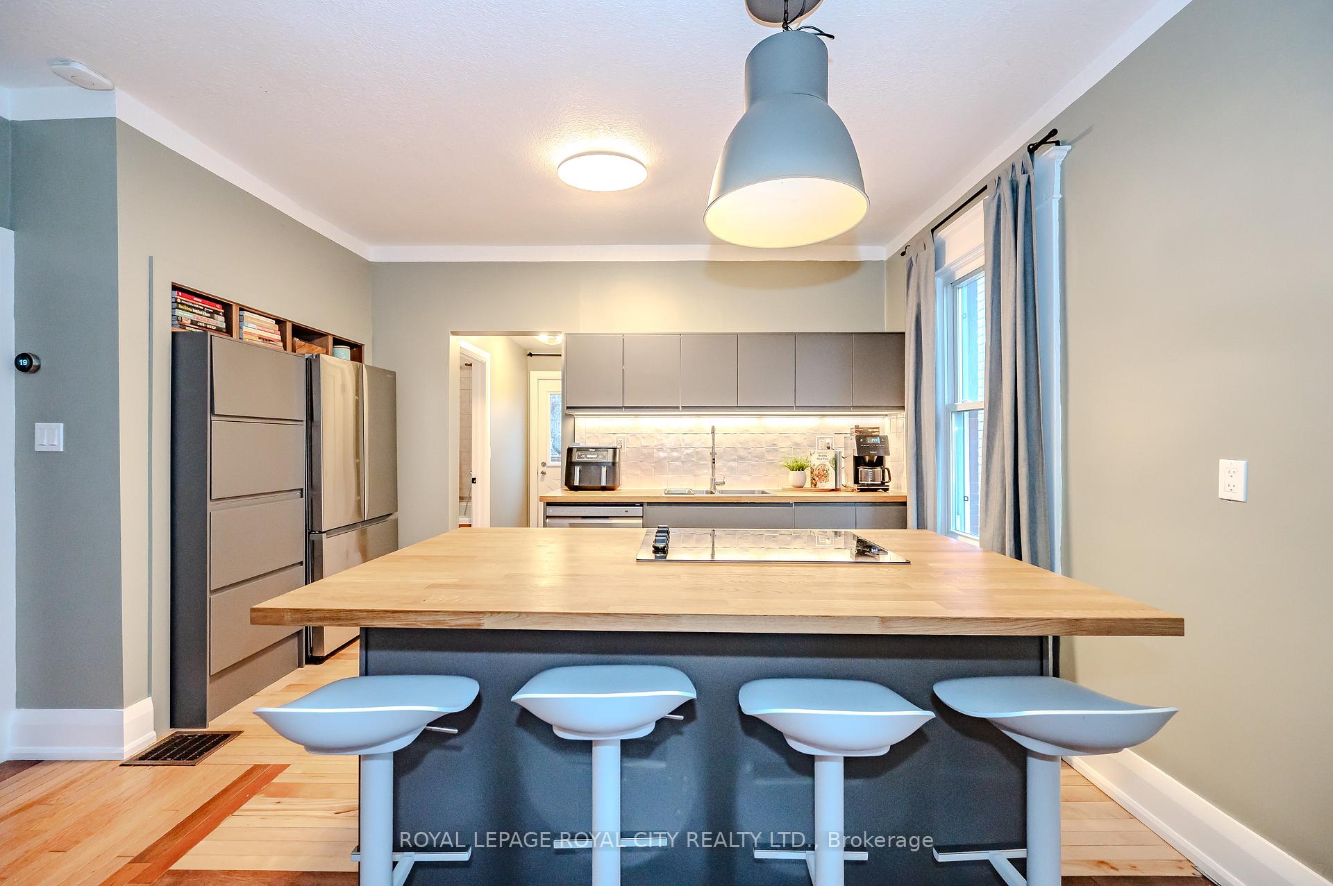 Photo 18 of 33 Audrey Avenue, Guelph, St. Patrick's Ward — HOMEH