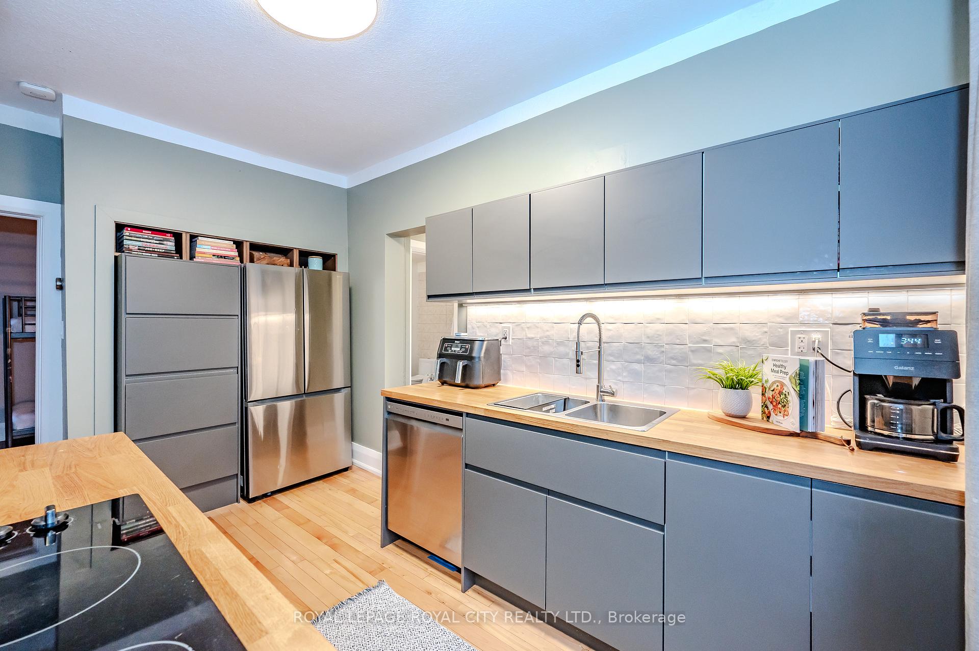 Photo 20 of 33 Audrey Avenue, Guelph, St. Patrick's Ward — HOMEH