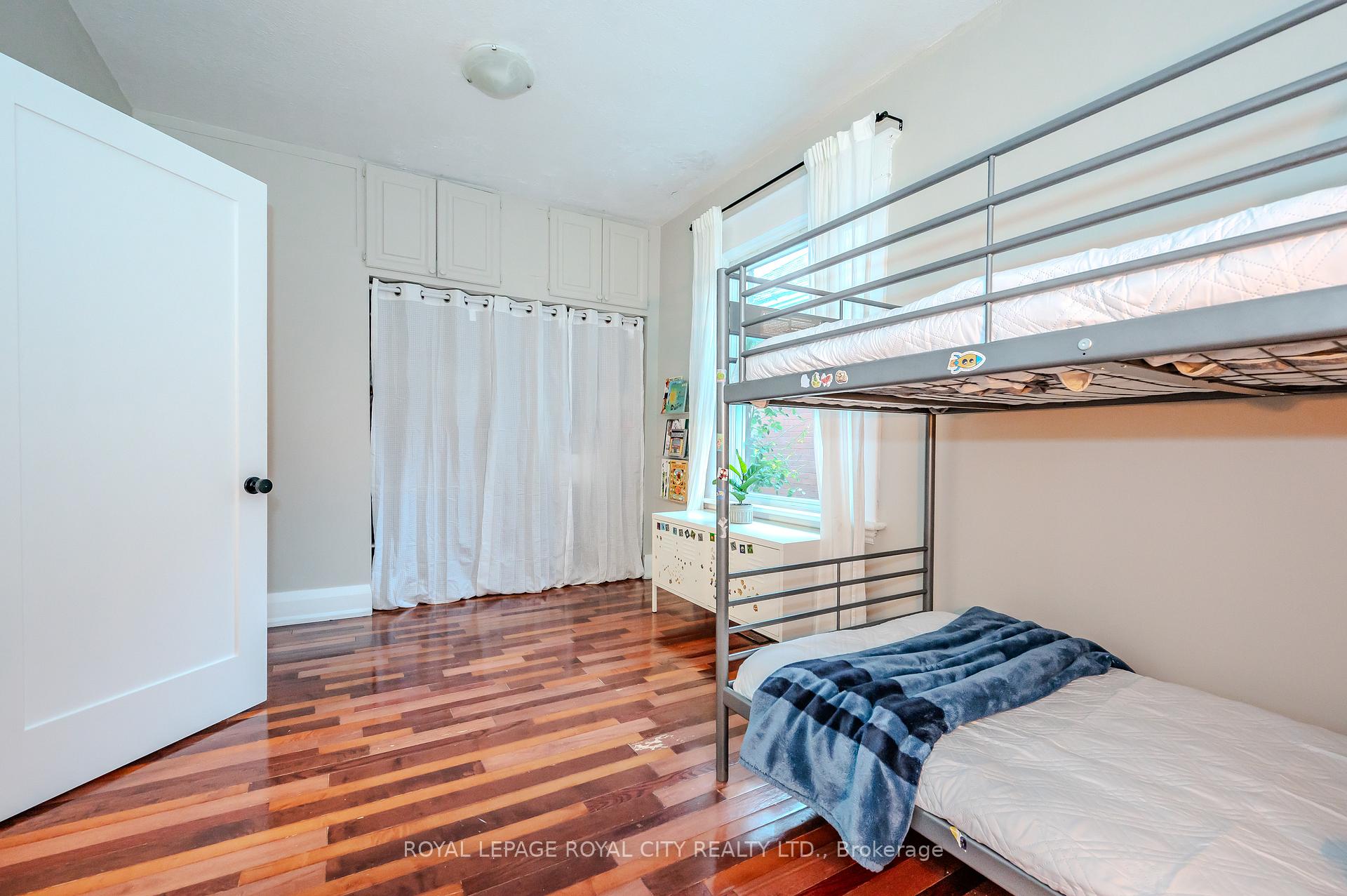 Photo 26 of 33 Audrey Avenue, Guelph, St. Patrick's Ward — HOMEH
