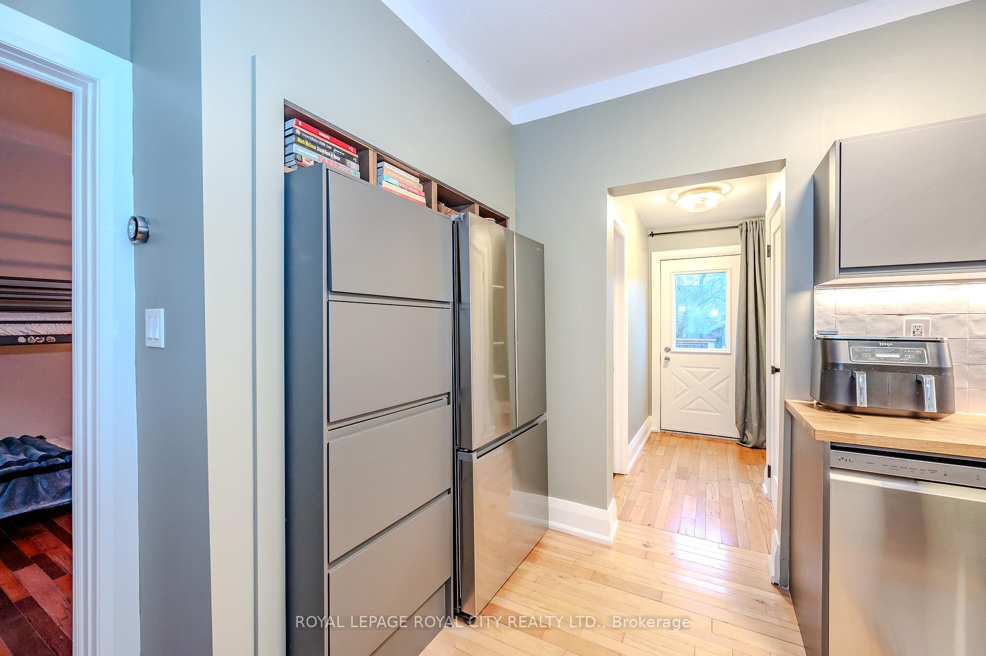 Photo 27 of 33 Audrey Avenue, Guelph, St. Patrick's Ward — HOMEH