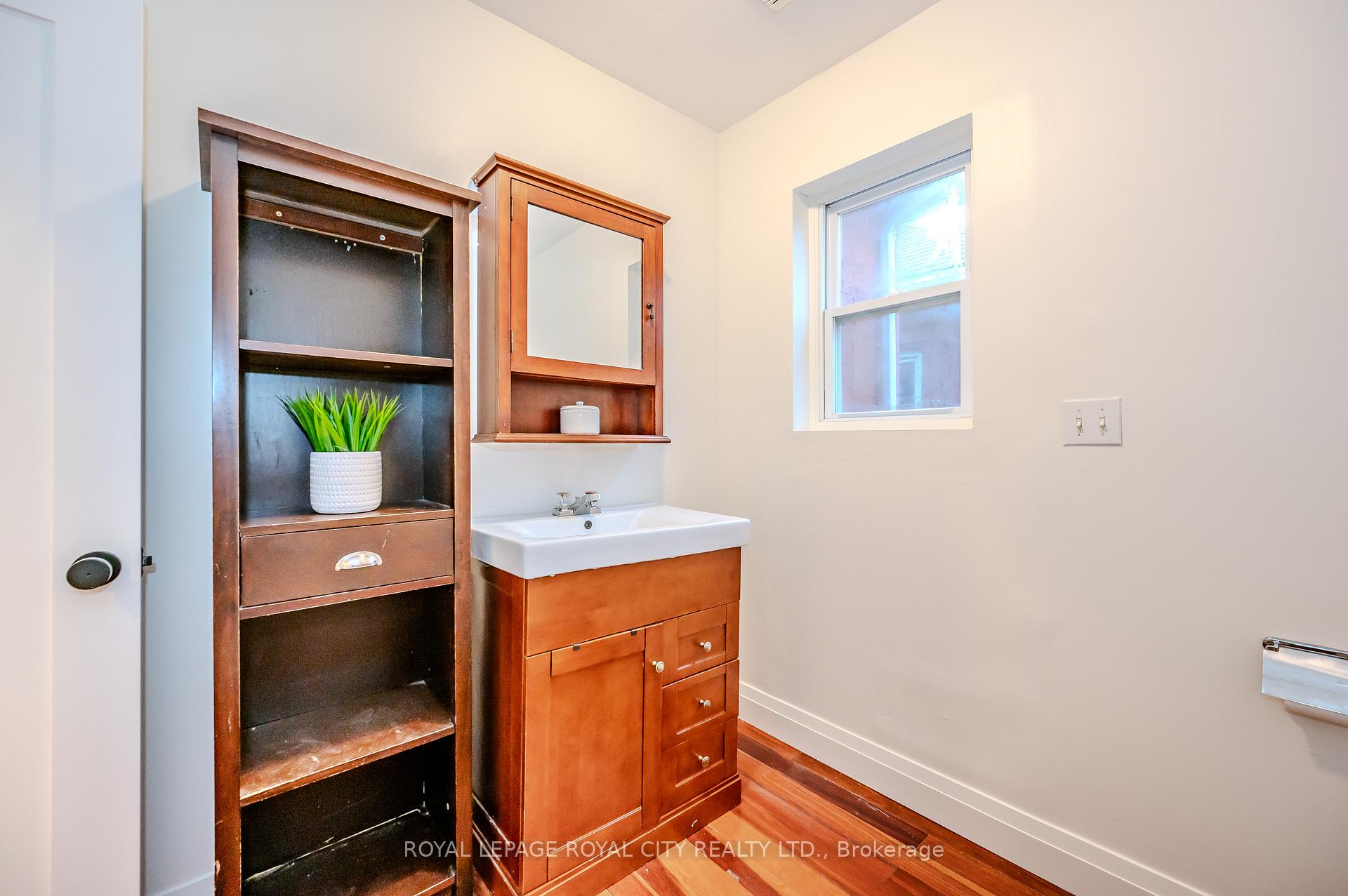 Photo 28 of 33 Audrey Avenue, Guelph, St. Patrick's Ward — HOMEH