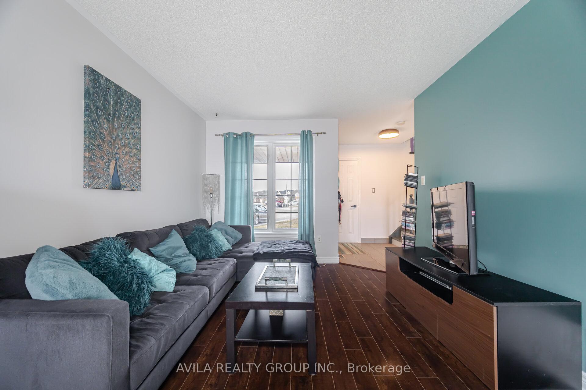 Photo 7 of 75 Heritage Court, Barrie, Painswick South — HOMEH