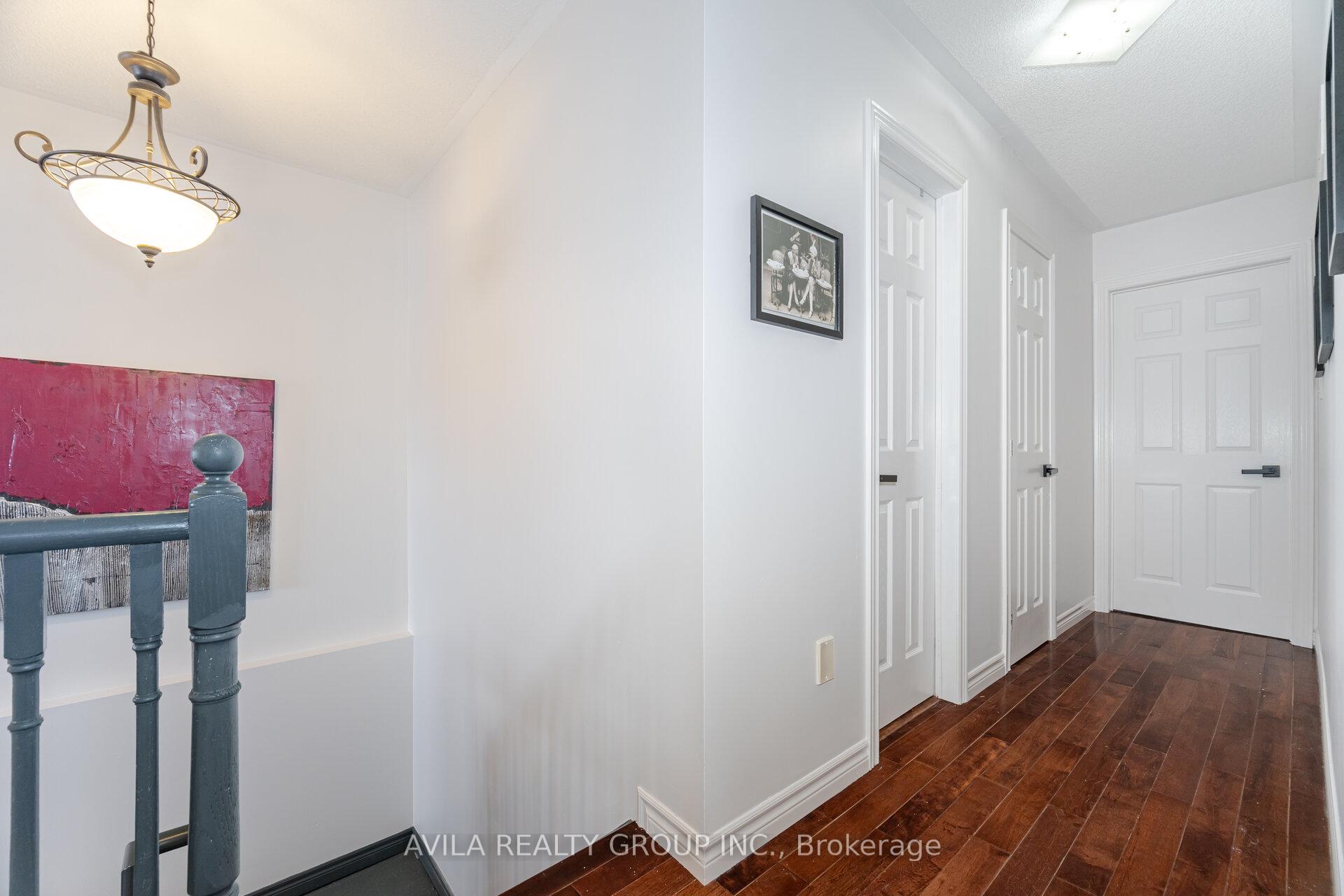 Photo 23 of 75 Heritage Court, Barrie, Painswick South — HOMEH