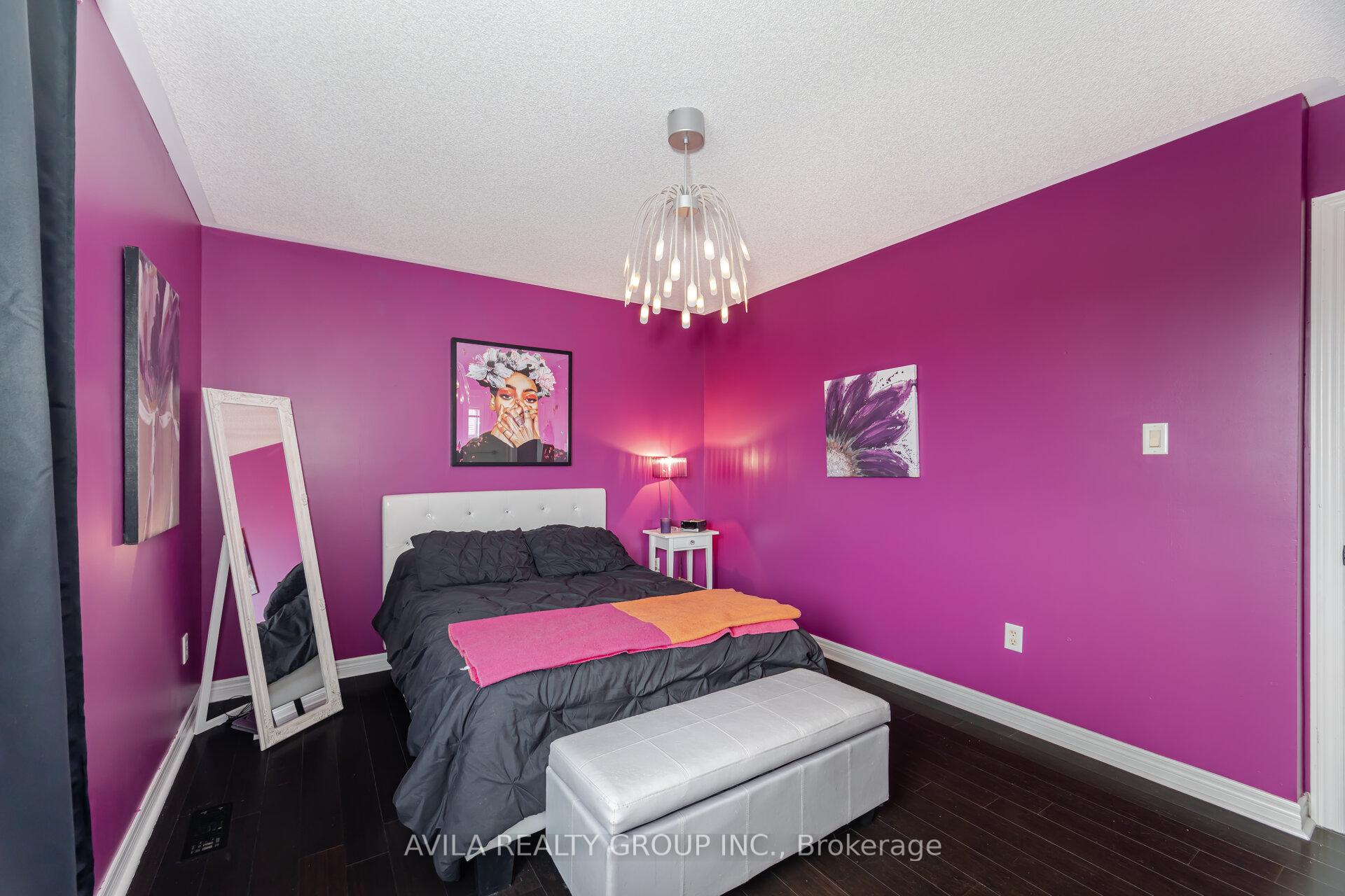 Photo 25 of 75 Heritage Court, Barrie, Painswick South — HOMEH