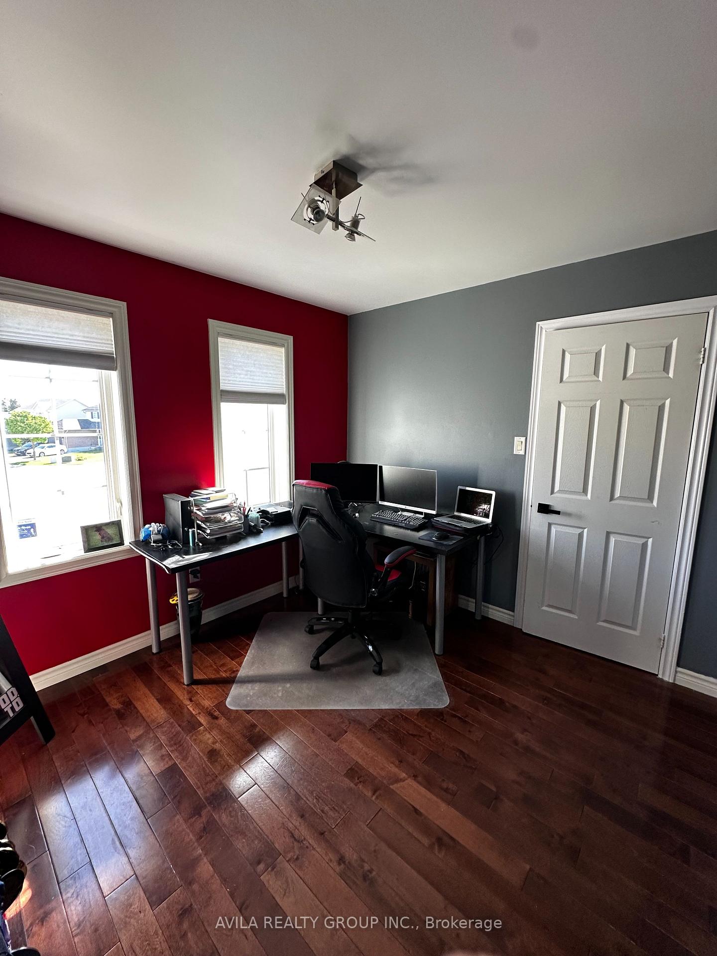 Photo 29 of 75 Heritage Court, Barrie, Painswick South — HOMEH