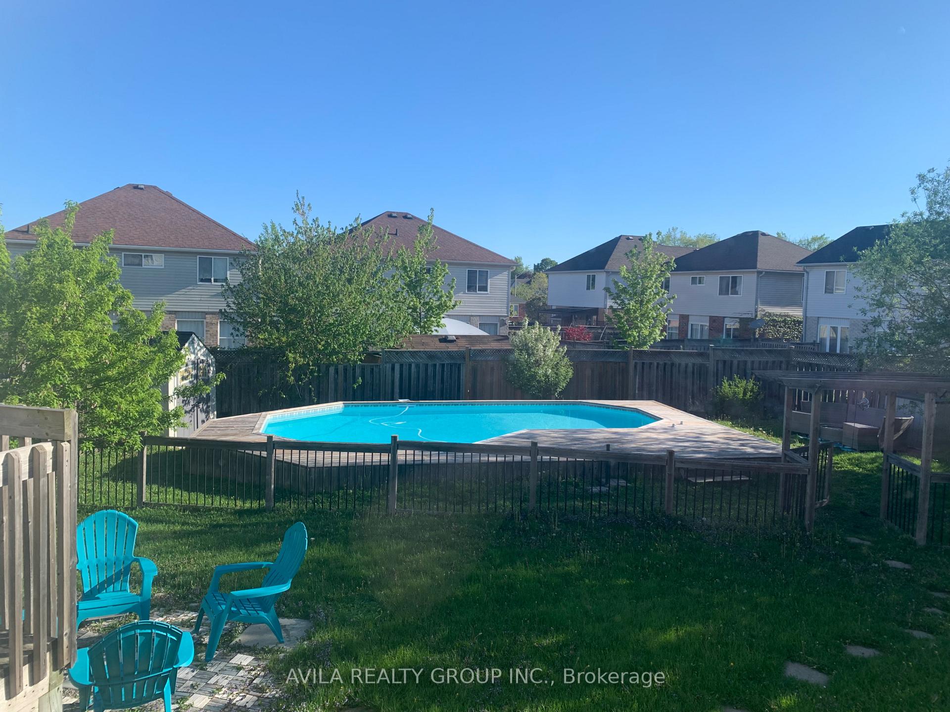 Photo 48 of 75 Heritage Court, Barrie, Painswick South — HOMEH
