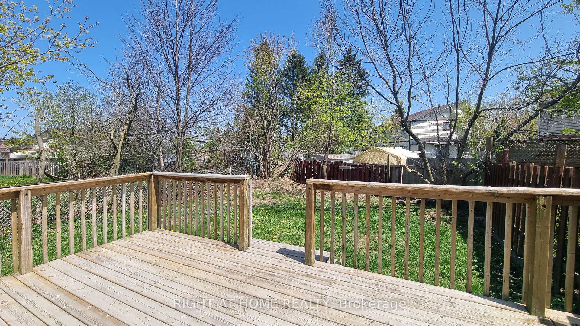 Photo 13 of 88 Kipling Place, Barrie, Letitia Heights — HOMEH