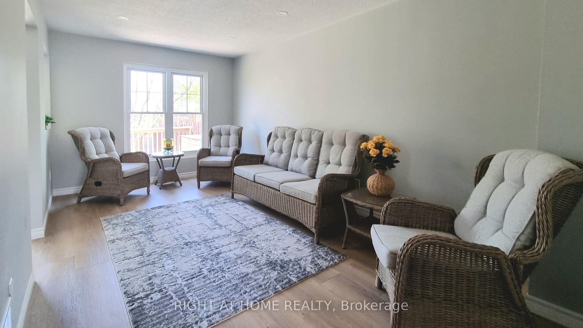 Photo 23 of 88 Kipling Place, Barrie, Letitia Heights — HOMEH