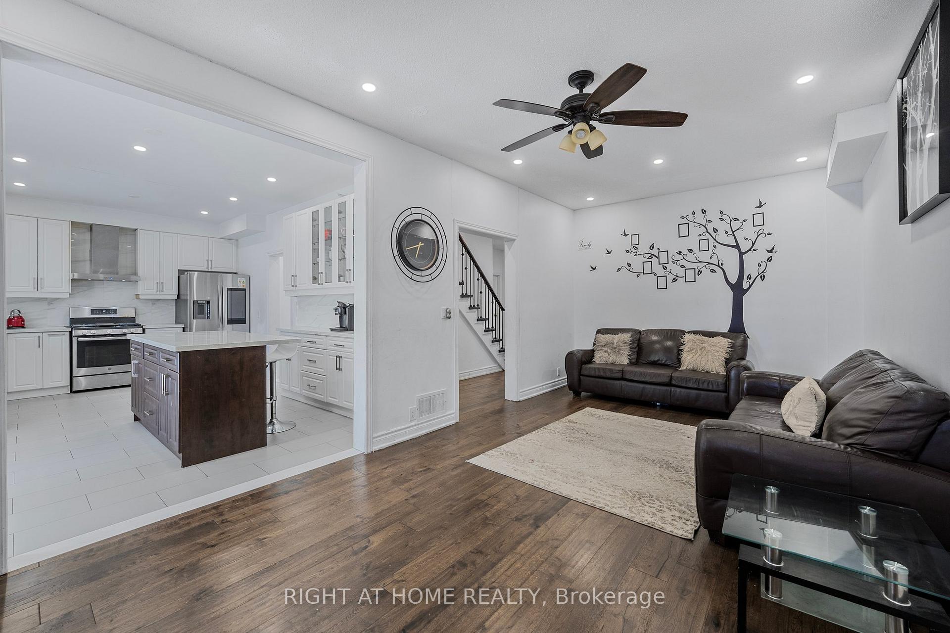 Photo 12 of 1 Esther Drive, Barrie, Painswick South — HOMEH