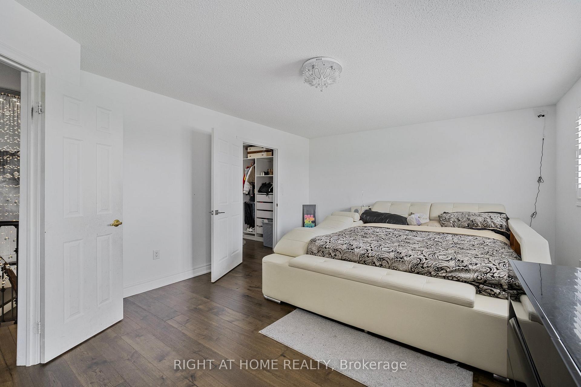 Photo 28 of 1 Esther Drive, Barrie, Painswick South — HOMEH