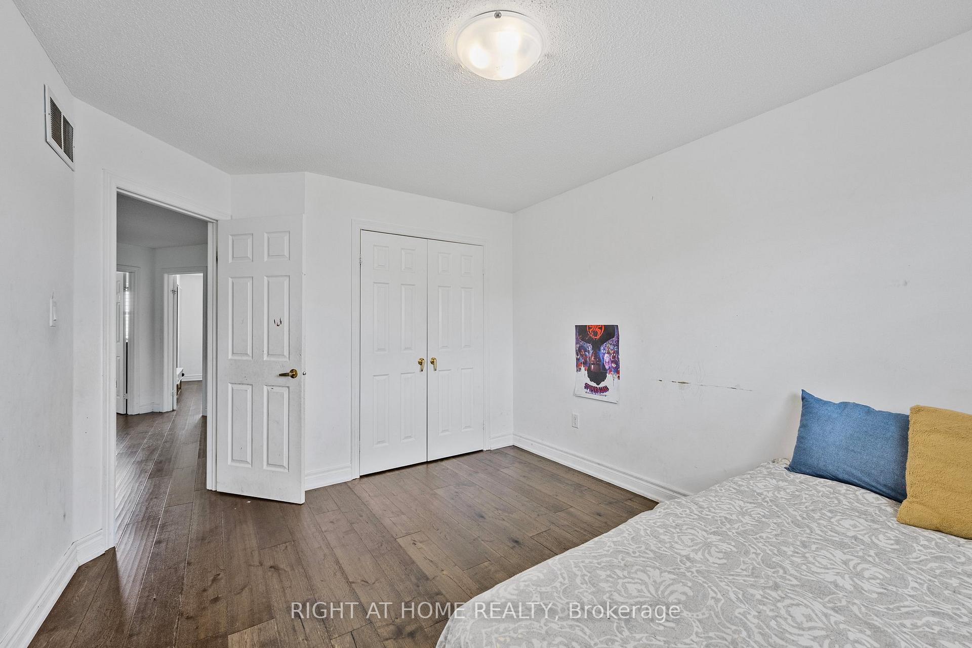 Photo 36 of 1 Esther Drive, Barrie, Painswick South — HOMEH